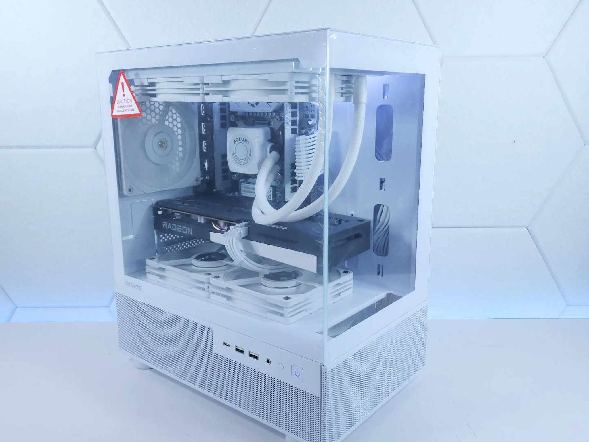 🤍🤍1080p Gaming | RX 6600 | Core i7 5820K | 16GB 3000MHz* | 512GB M.2 SSD