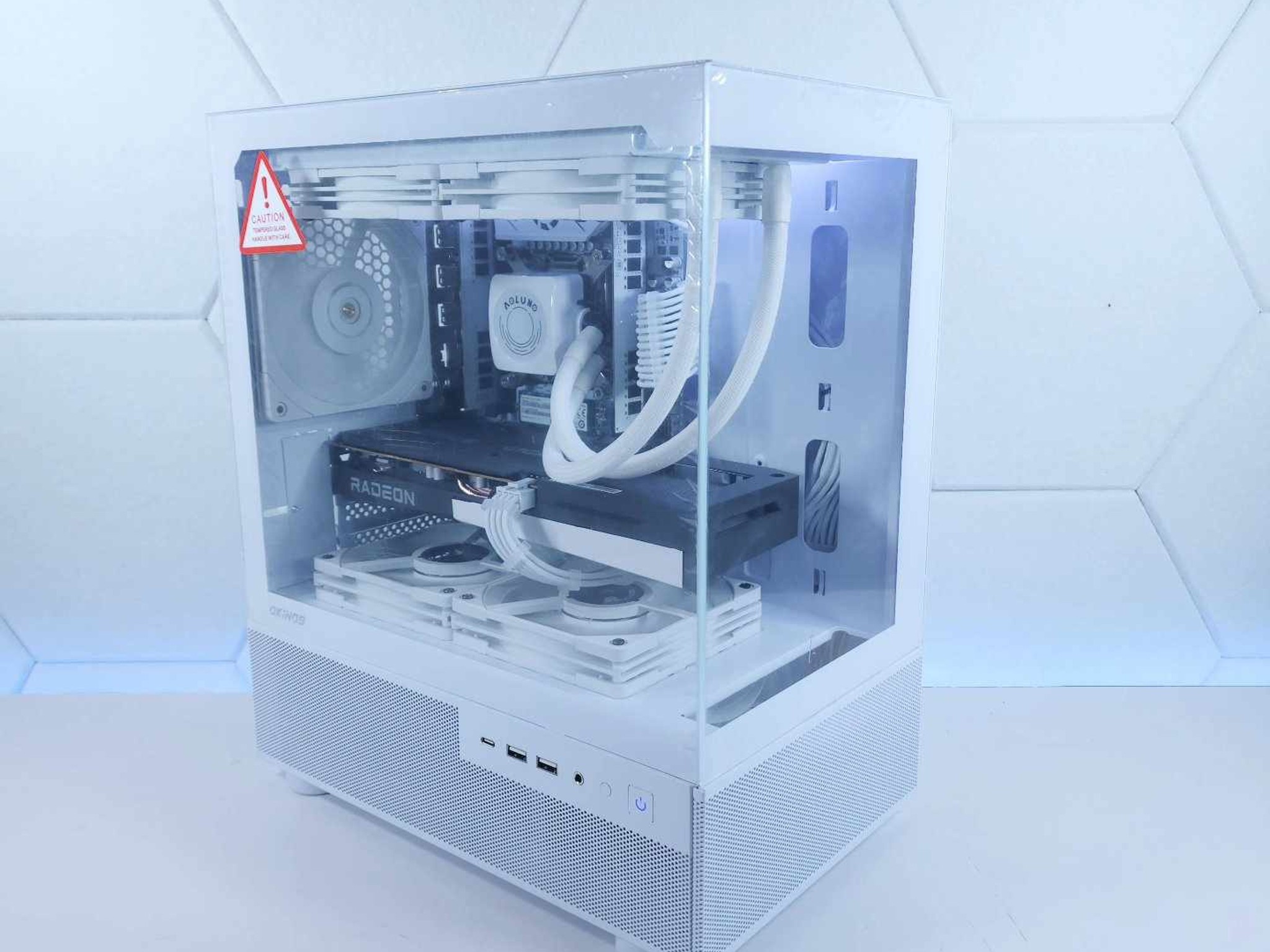 🤍🤍1080p Gaming | RX 6600 | Core i7 5820K | 16GB 3000MHz* | 512GB M.2 SSD