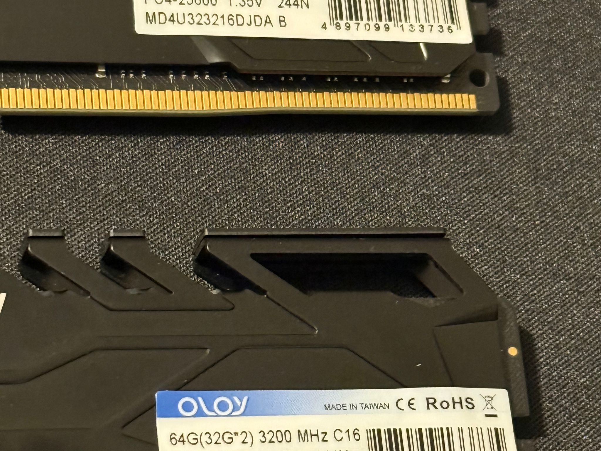 OLOy 64GB DDR4-3200 (2x32GB)