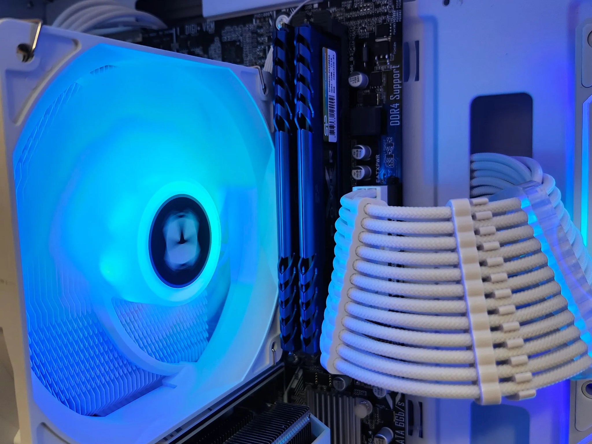 🤍All white Gaming/Streaming 1440p Beast PC RTX 3060 12GB  Ryzen 5 5600 | 16GB RAM | 1TB NVME | WiFi
