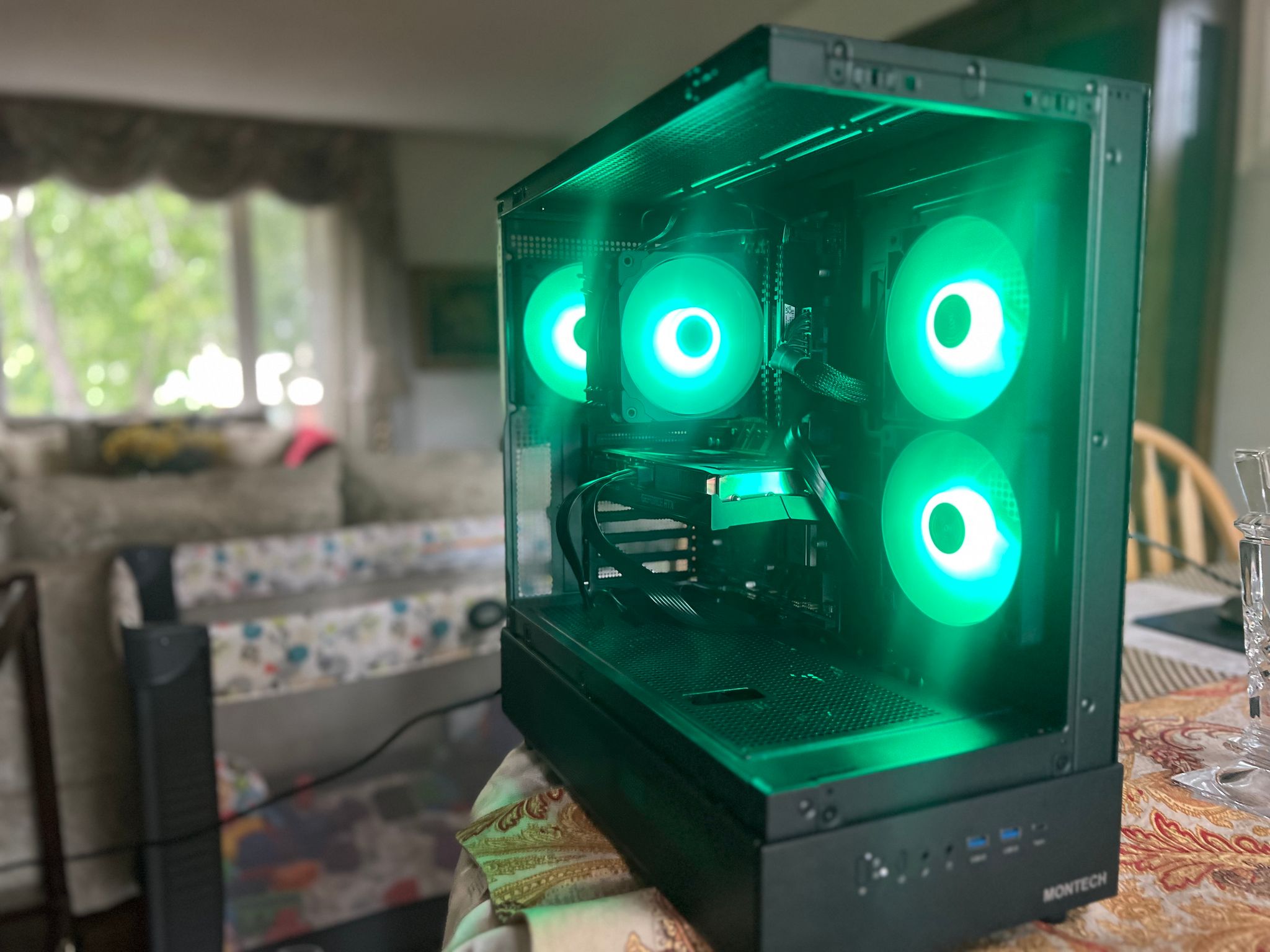 Intel i7 9700K RTX 3060 TI | 32GB RAM  |1TB NVMe SSD Win10 PRO