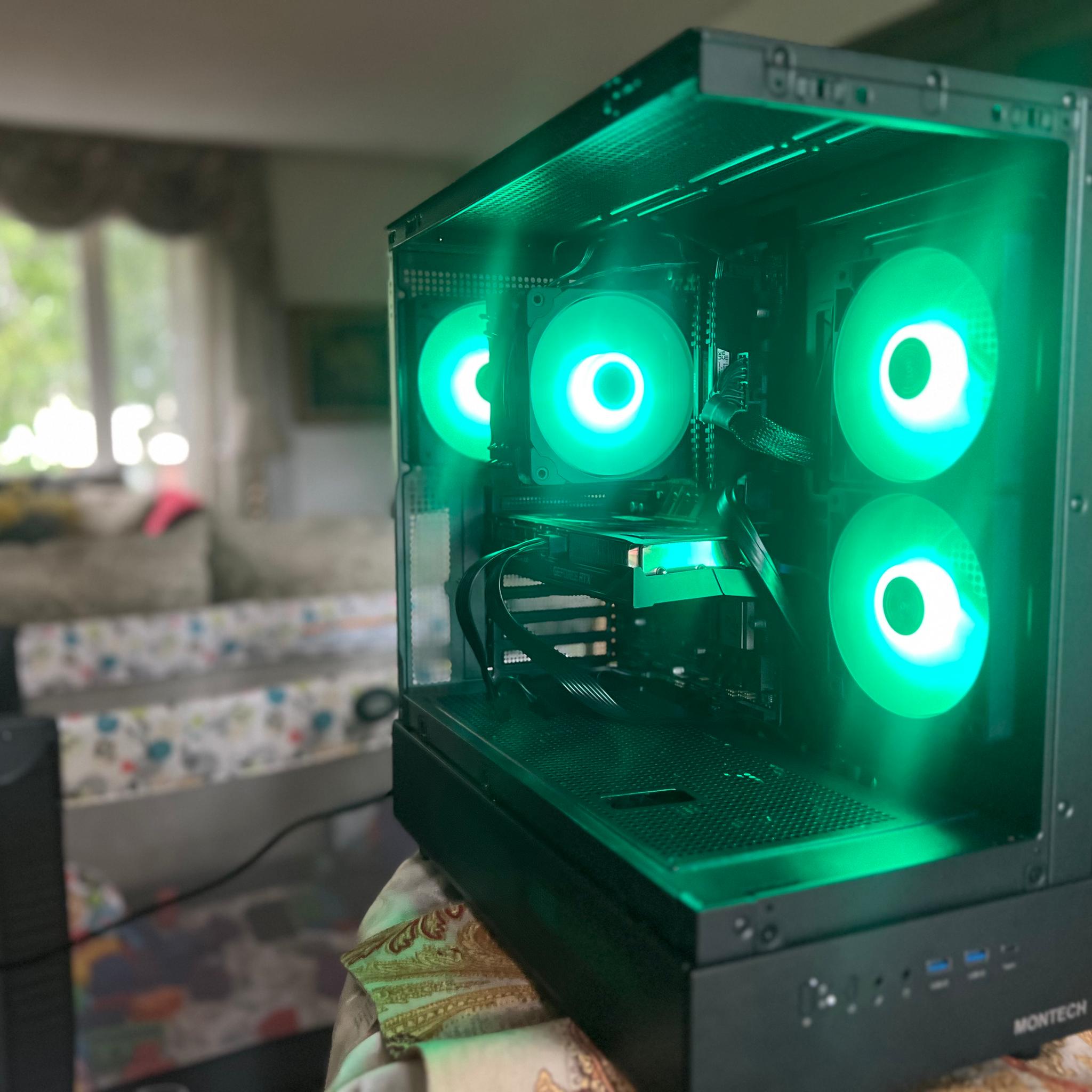 Intel i7 9700K RTX 3060 TI | 32GB RAM  |1TB NVMe SSD Win10 PRO