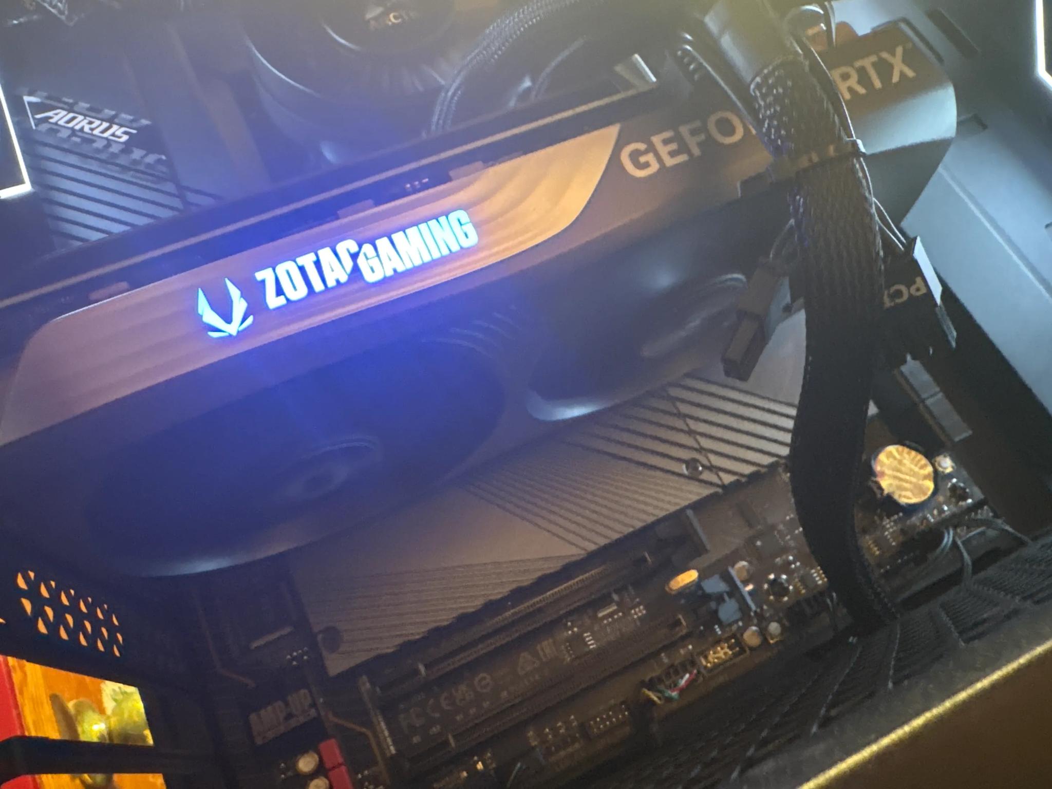ZOTAC GAMING GeForce RTX 4070 Twin Edge OC 12GB GDDR6X Graphics Card