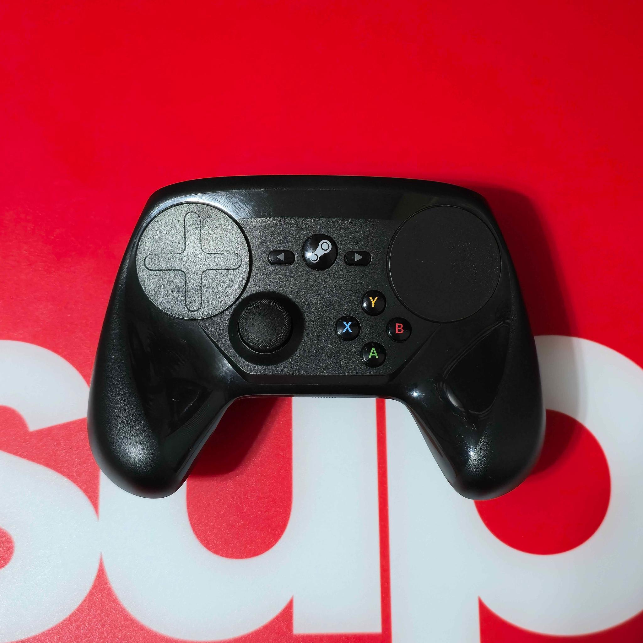 The OG Steam Controller (incl. Dongle)