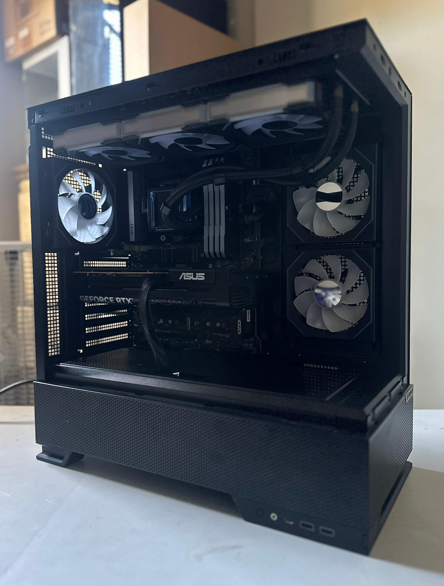 i5-12400F / RTX 5060 / 1TB NVME / 32GB RAM
