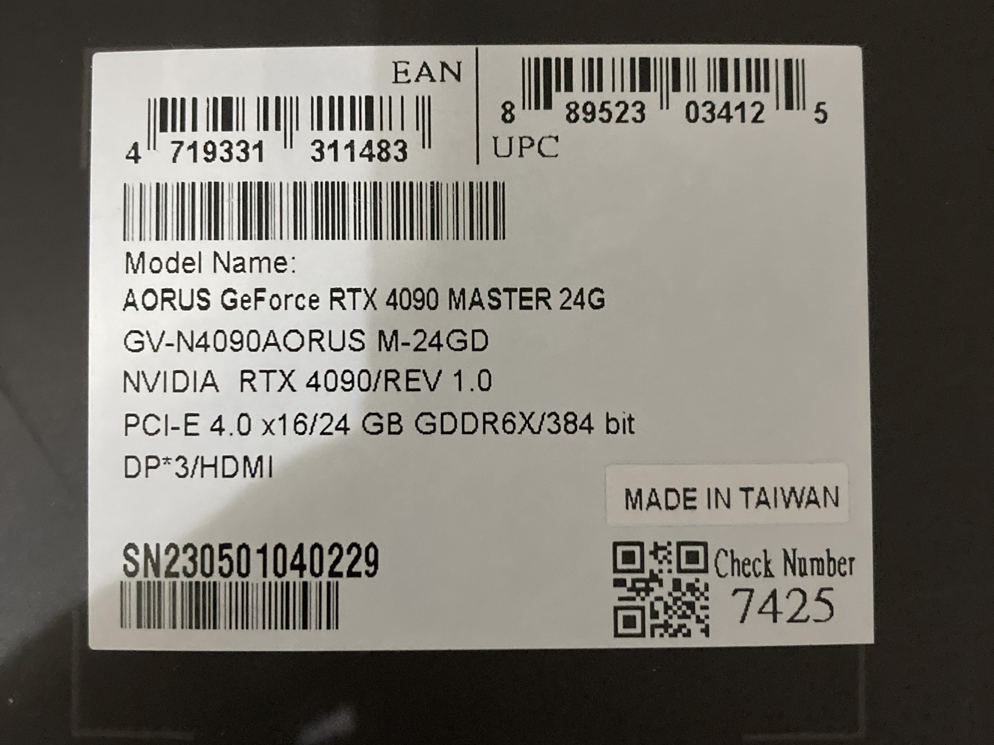 Used Like New Still in Warranty Gigabyte AORUS GeForce RTX 4090 MASTER 24G
