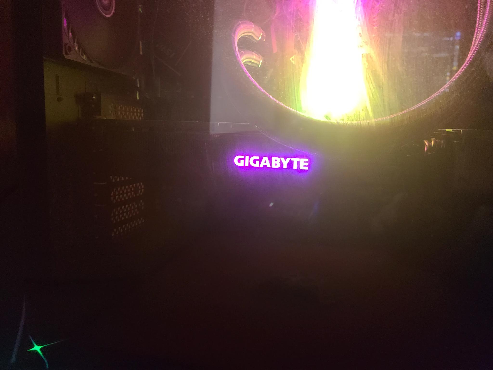 7900 XTX gigabyte gaming OC