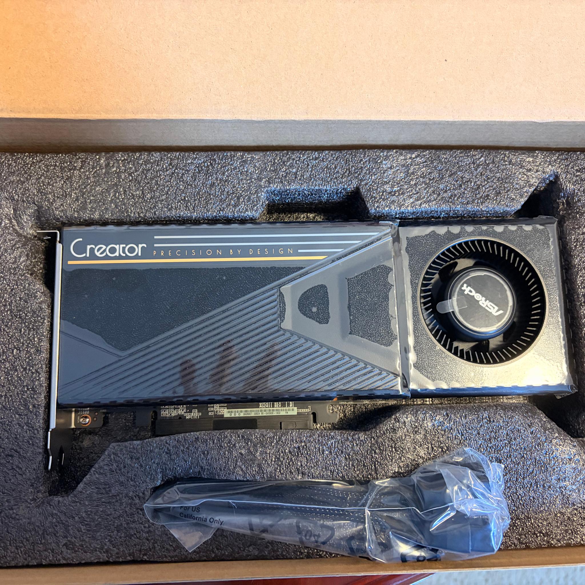 ASRock Radeon AI PRO R9700 Creator 32GB