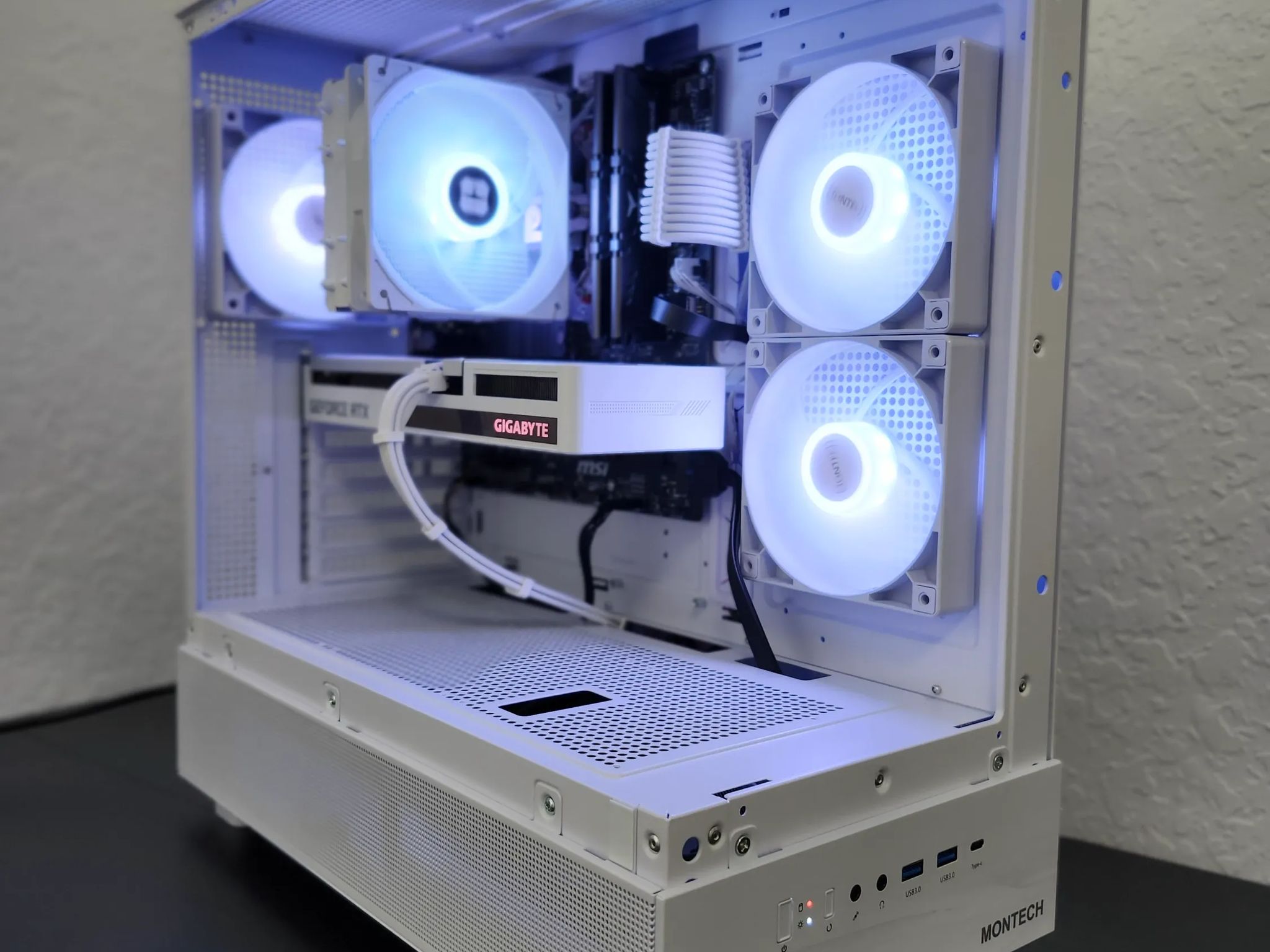 ❄️ Arctic White Gaming PC ❄️ Ryzen 5 5600G + RTX 3060 Vision 12GB | 16GB DDR4 | 1TB NVMe