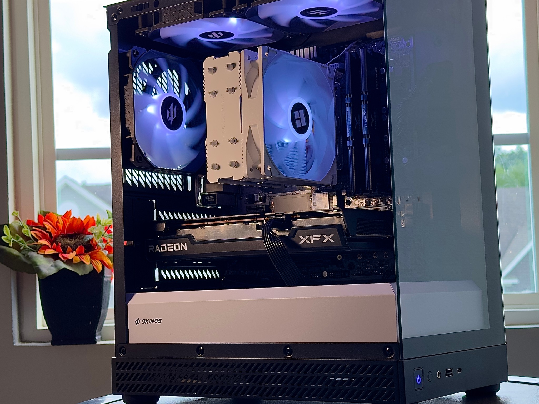 🤍🖤Custom Gaming PC🖤🤍 | RX 6600 | Ryzen 5 5600x | 16GB (3200hz) | WiFi | Windows 11
