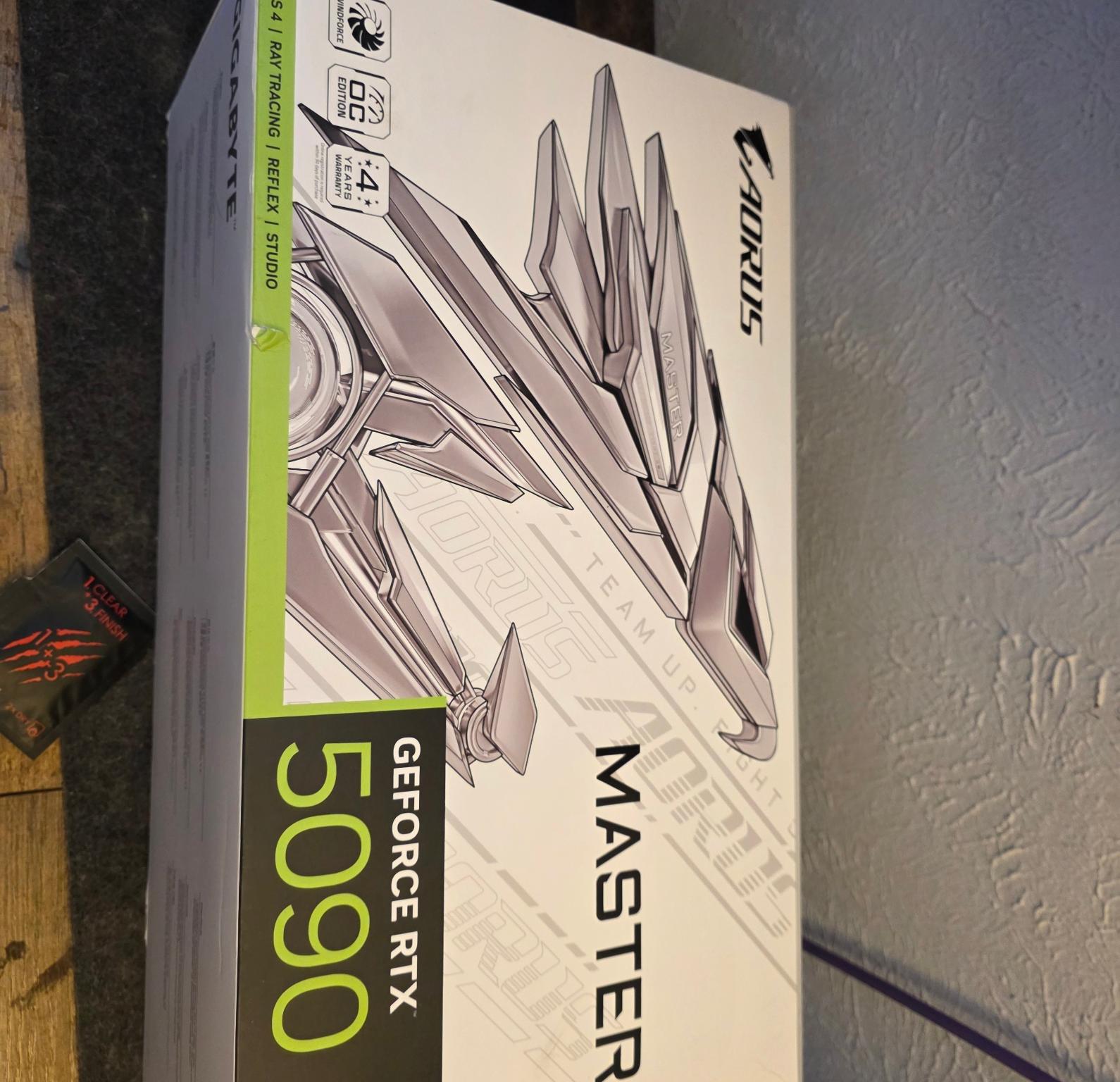 GIGABYTE AORUS GeForce RTX 5090 MASTER ICE 32G - Image 4