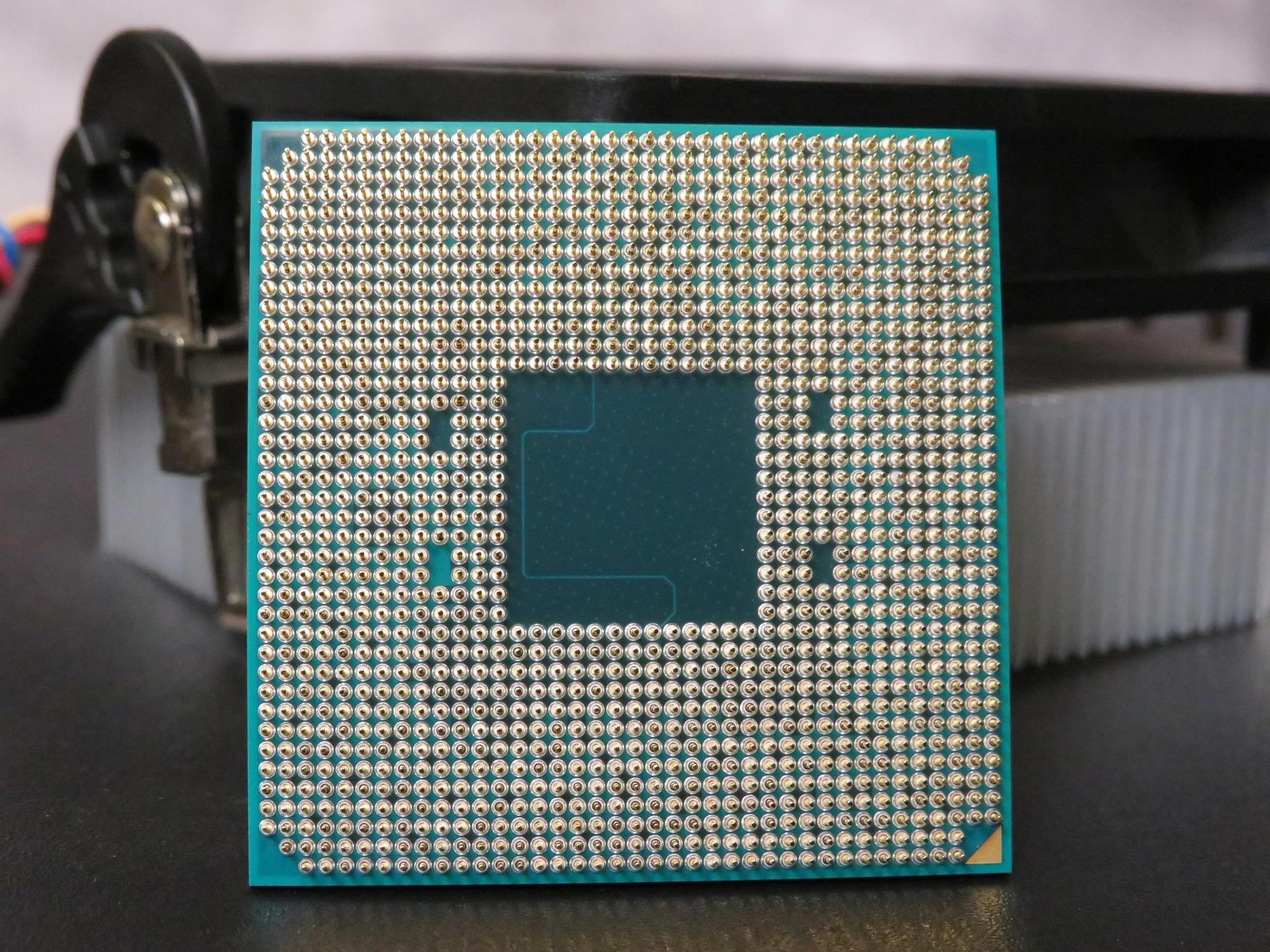 AMD Athlon 200GE w/ cooler