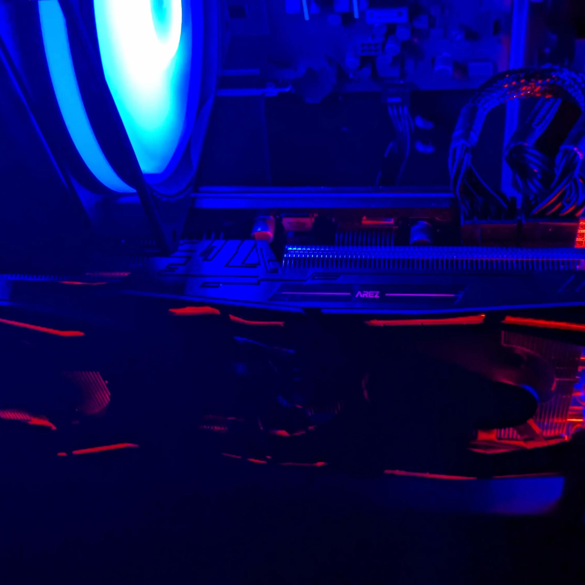 1080p Gaming PC⚫️RX VEGA 56 8GB⚫️I5-8600@4.2GHz⚫️16GB DDR4 RAM⚫️1TB NVMe SSD⚫️Windows 11 Pro