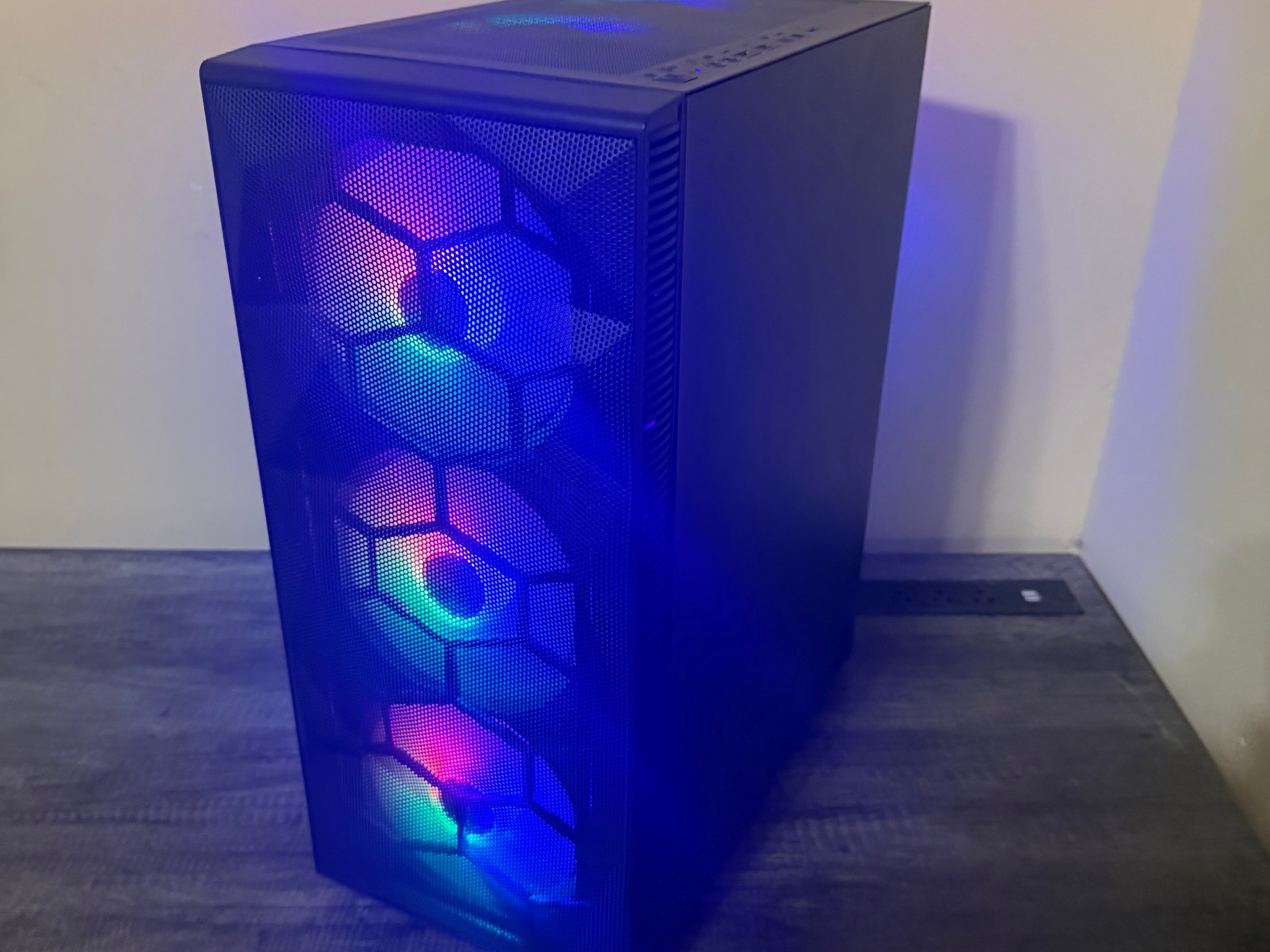 Custom Built Gaming PC, RTX 3060, Intel I5 12400, 32GB DDR4, 650w PSU, 2TB SSD