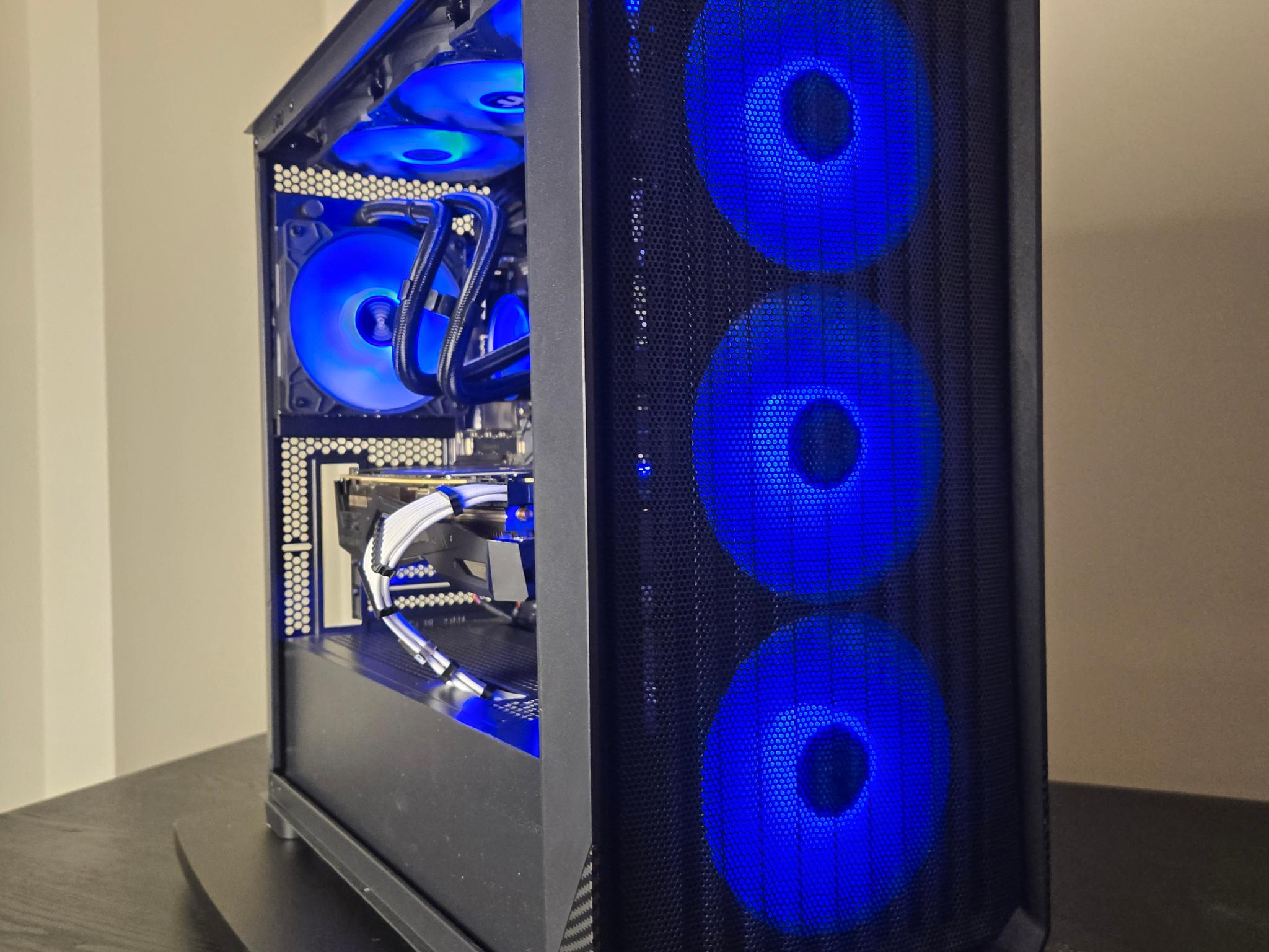 RTX 2080 Super | i7 11700F | 16gb DDR4 | 1tb Storage