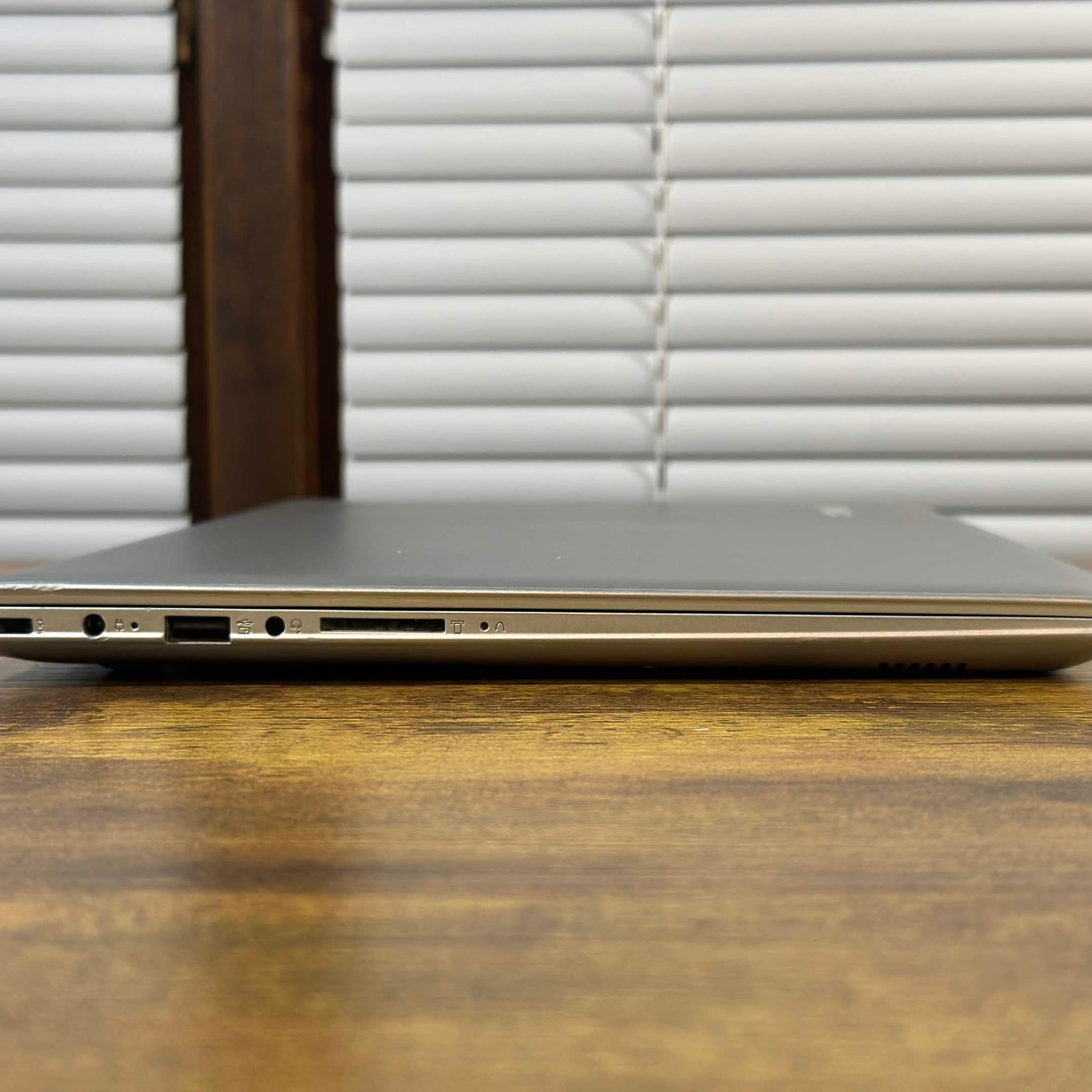 Lenovo Ideapad 510S | Intel i7 7500U | 8GB DDR4 | AMD R7 M360 2GB | 256GB SSD | Win11 | 14" Laptop