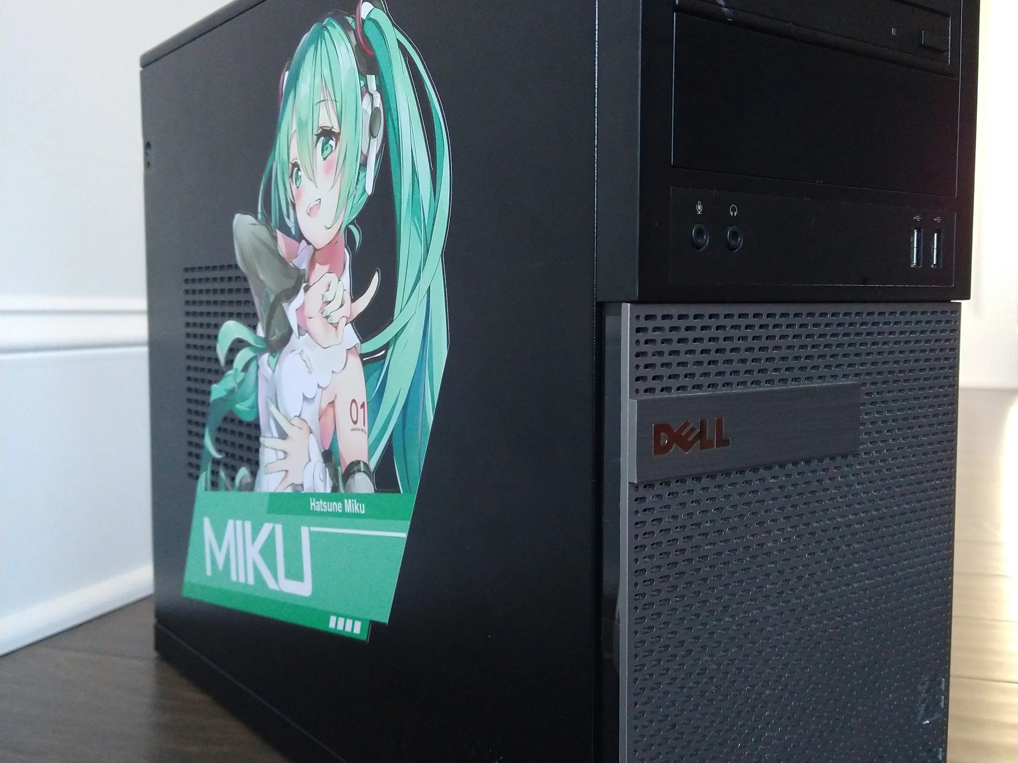 Hatsune Miku Budget Gaming PC (i3-4160 + GTX 1060) - 8GB Ram - 496 GB SSD - Windows 10