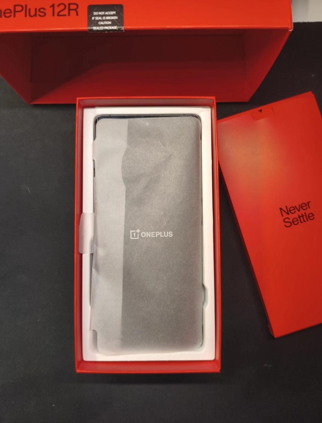 OnePlus 12R - Unlocked, 16GB RAM, 256GB, Gray, 6.78" Screen, 90% Battery