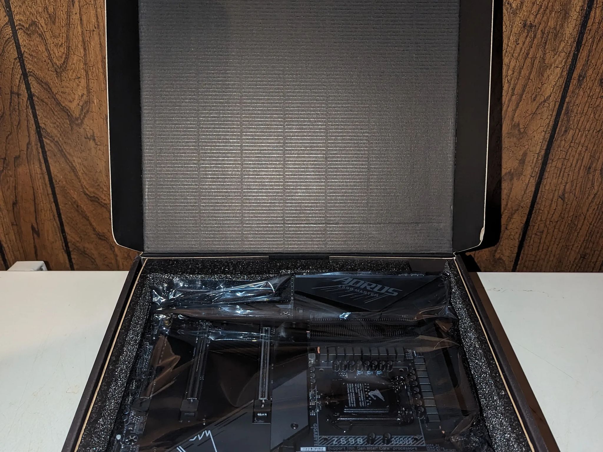 Gigabyte Z590 Aorus Master LGA 1200 Intel ATX Motherboard w/ Triple M.2 Slots, 10GbE LAN, Wi-Fi 6E