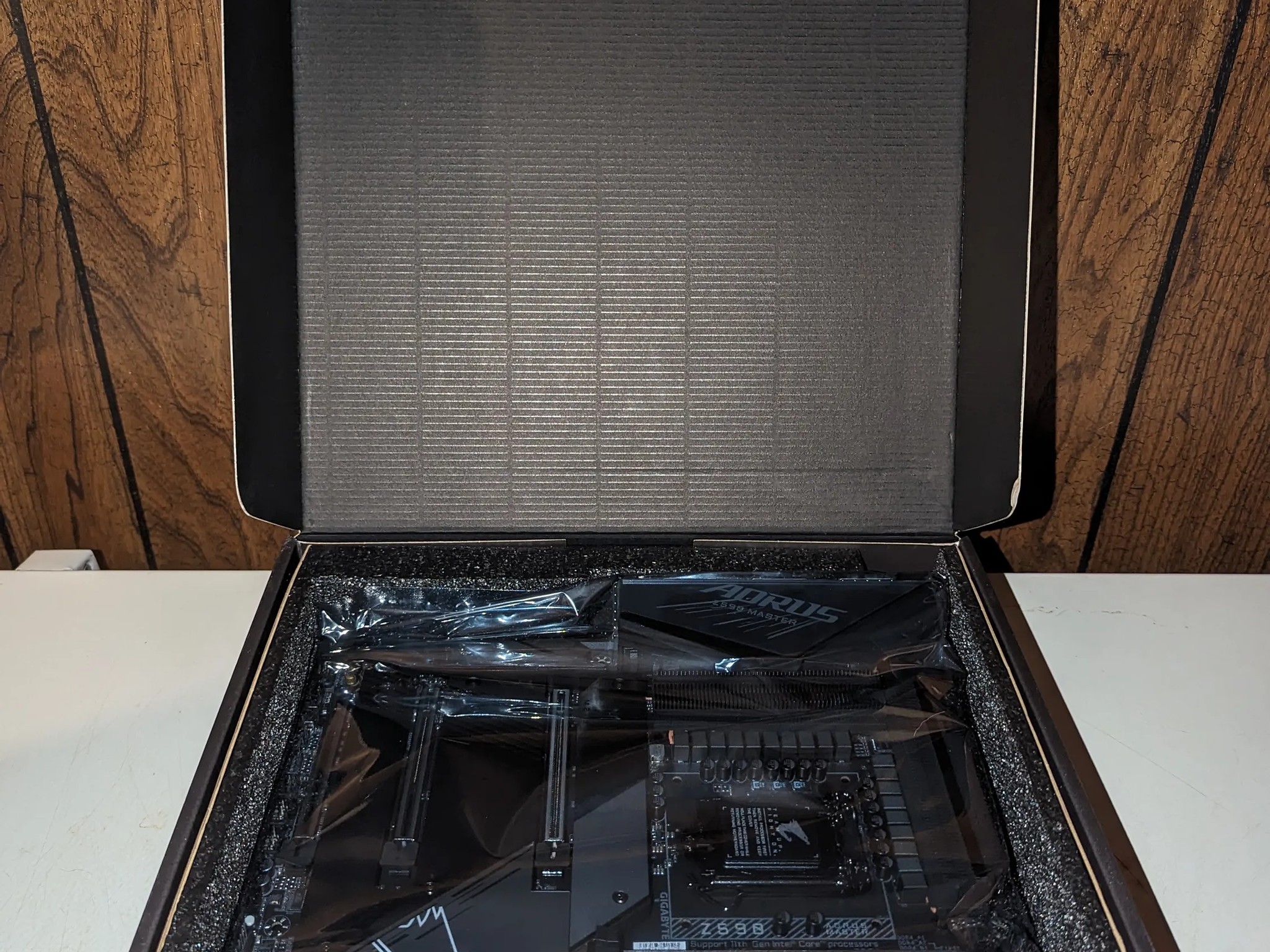 Gigabyte Z590 Aorus Master LGA 1200 Intel ATX Motherboard w/ Triple M.2 Slots, 10GbE LAN, Wi-Fi 6E