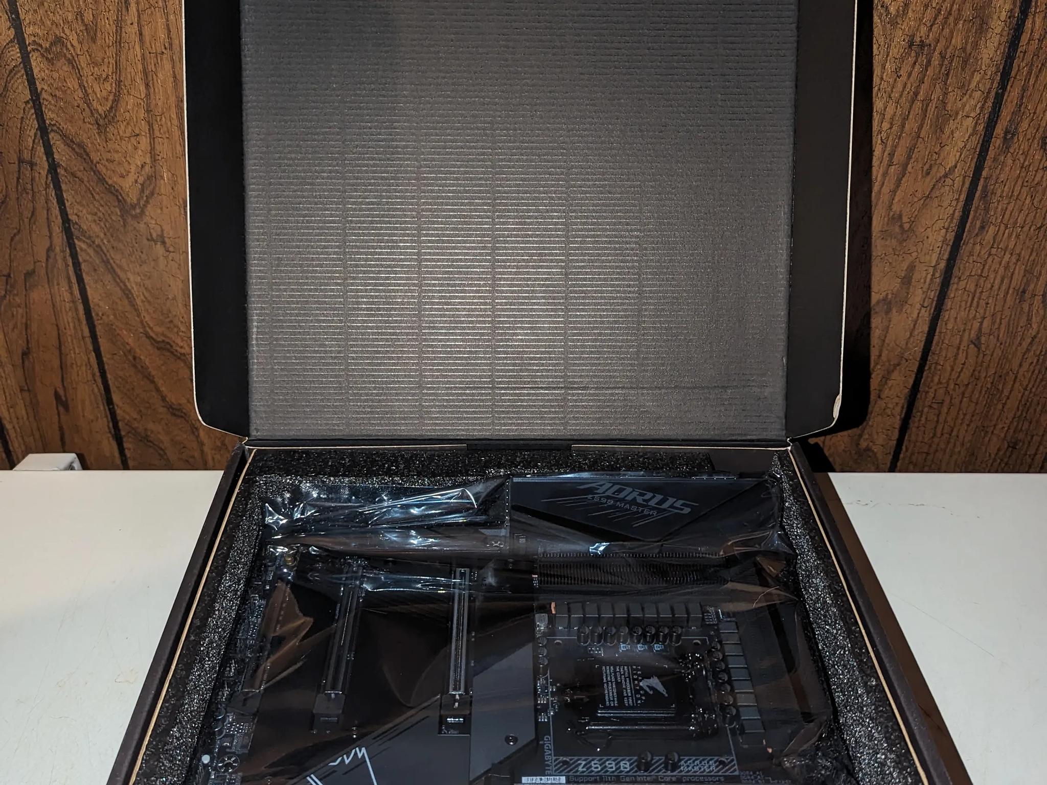 Gigabyte Z590 Aorus Master LGA 1200 Intel ATX Motherboard w/ Triple M.2 Slots, 10GbE LAN, Wi-Fi 6E