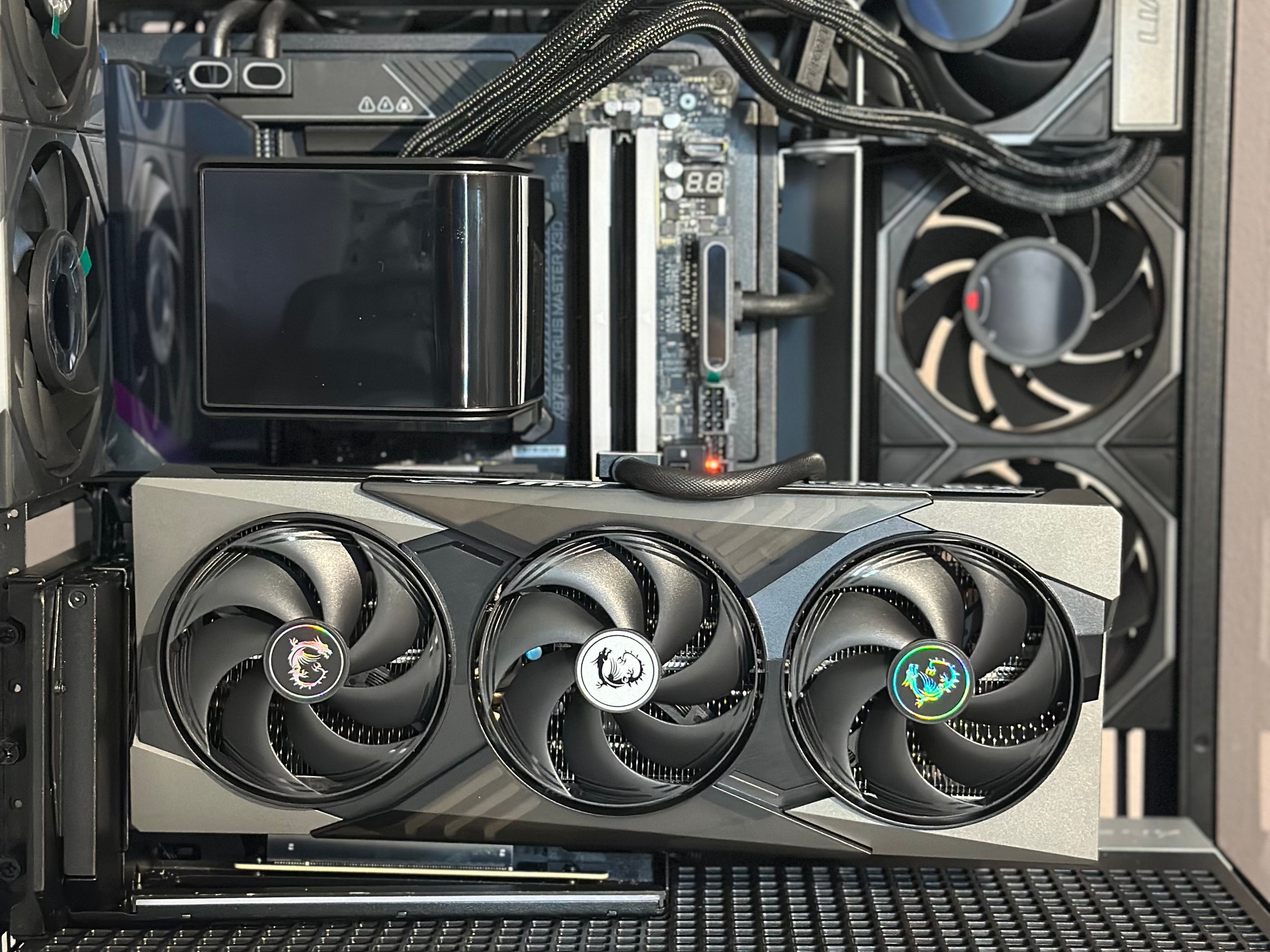 GeForce RTX 5070 Ti Custom Gaming PC - Ryzen 7 7800X3D