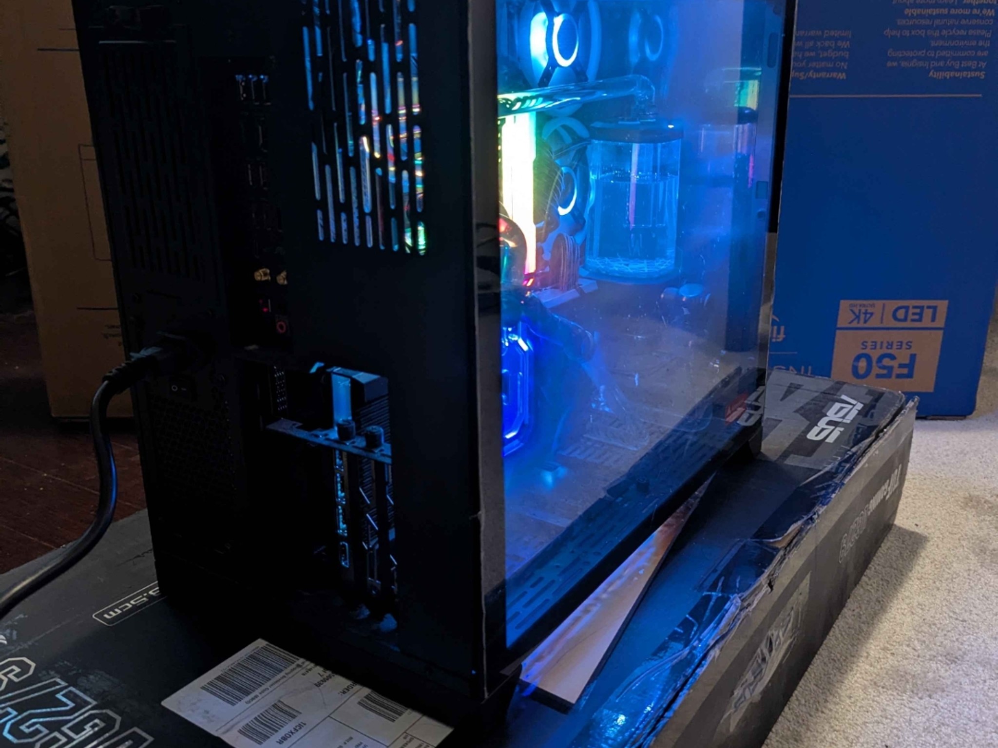 Gaming PC Custom Water Cooled intel i5-12600k RTX 4080