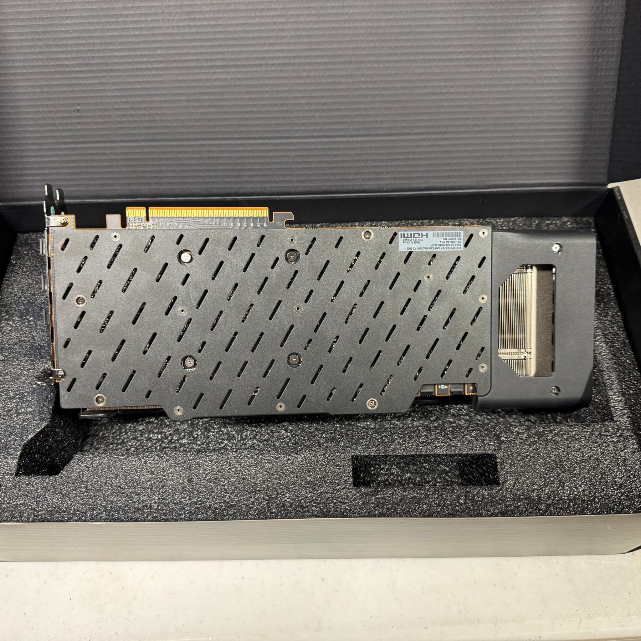 XFX Swift 319 RX 6800 16GB