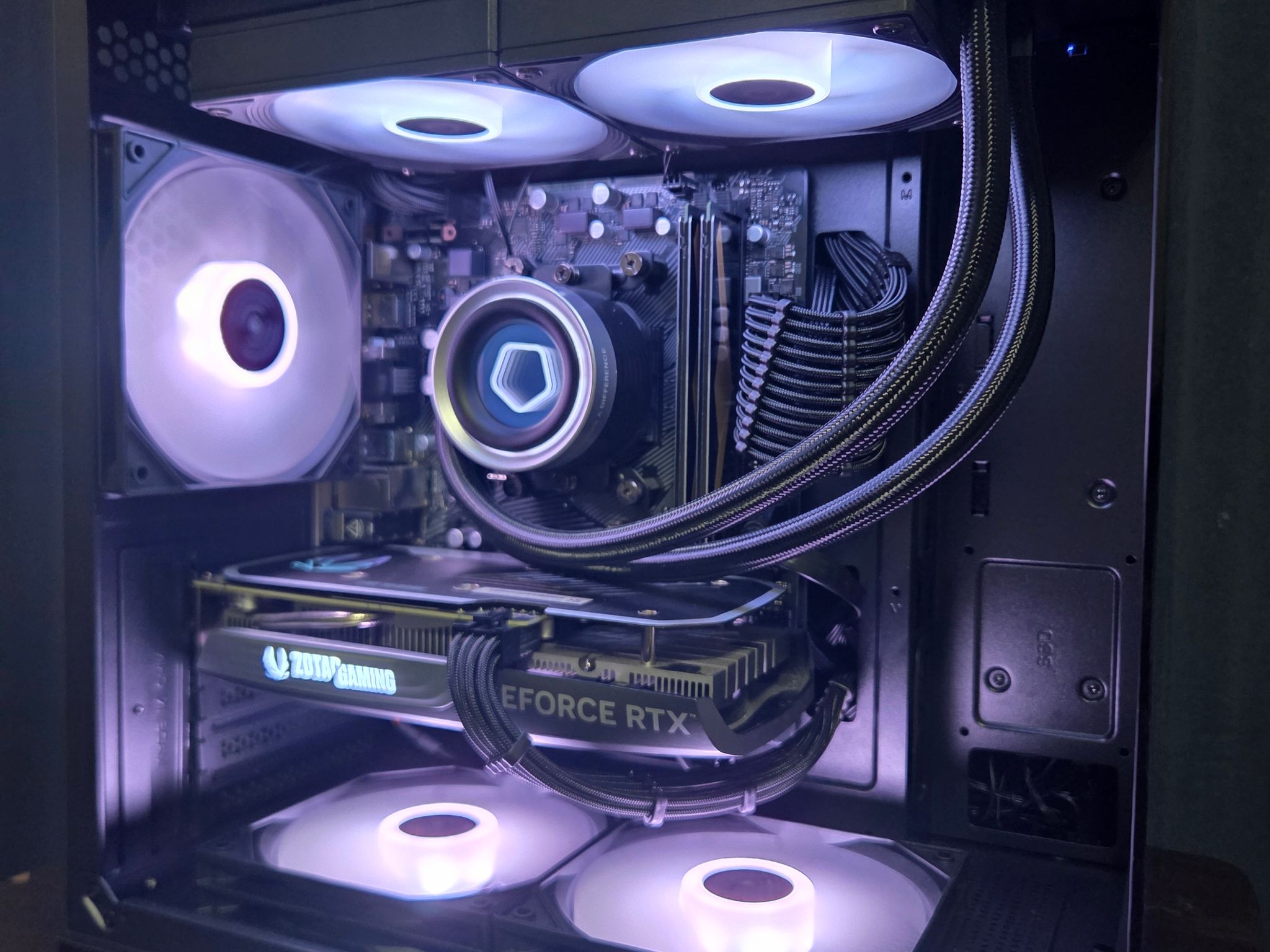 GeForce RTX 4060 Custom Gaming PC - Ryzen 5 5600, 16GB RAM