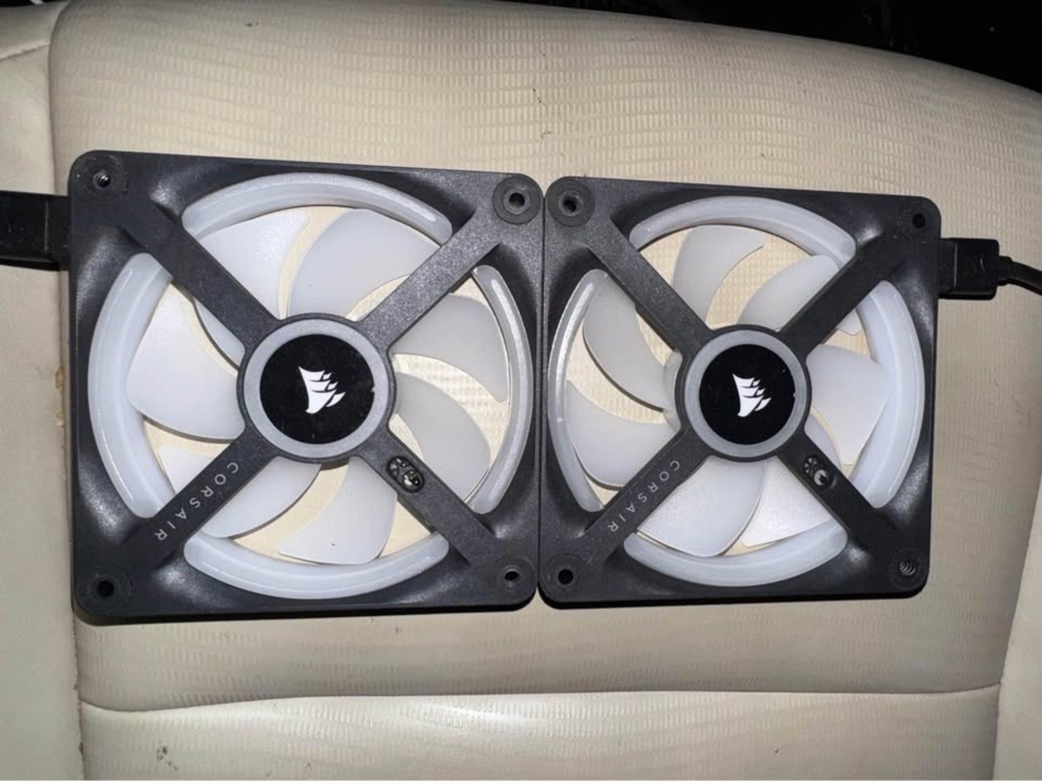 2 Corsair ICUE Link QX120 RGB 120MM fans