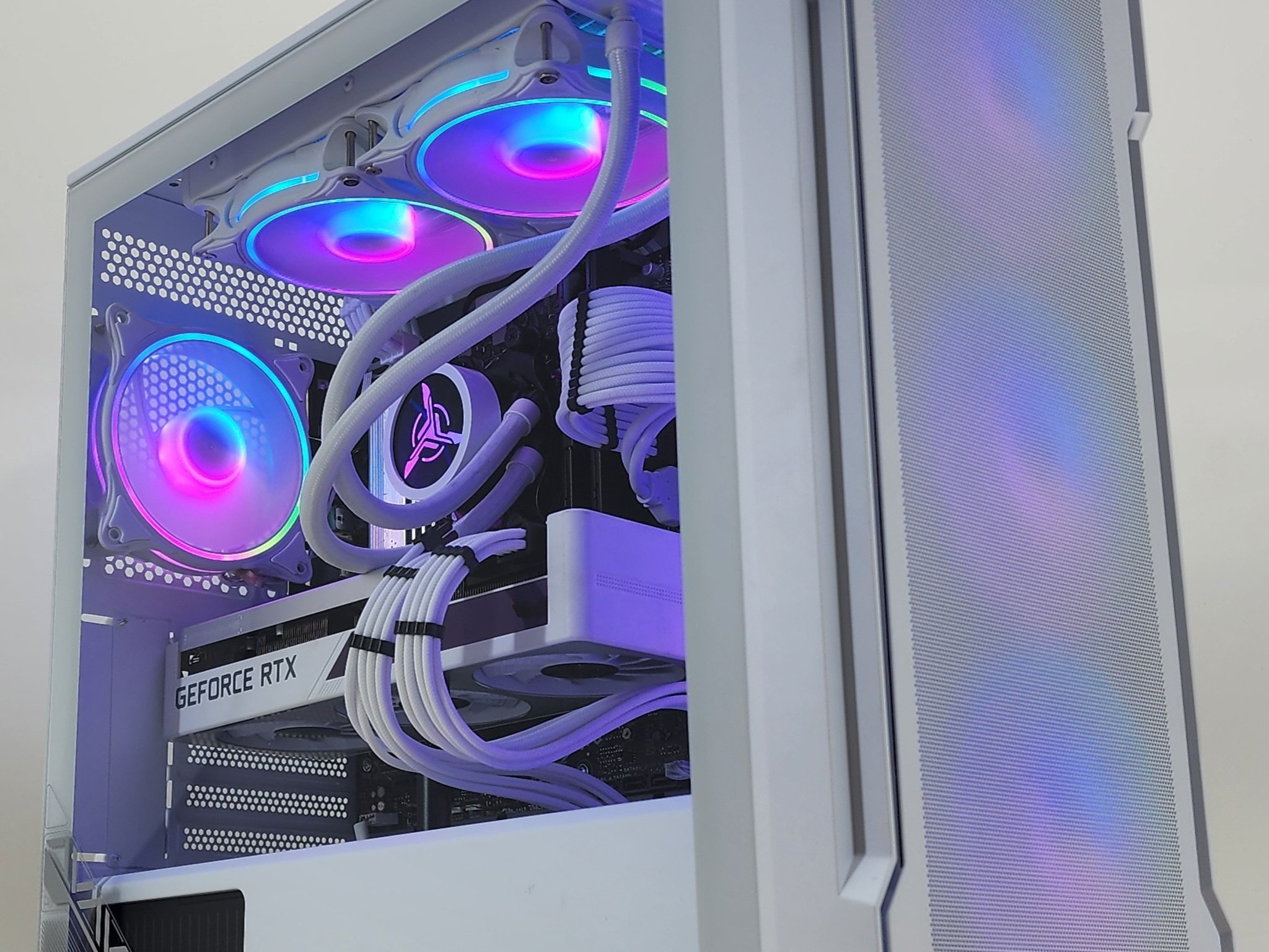 Gaming PC Ryzen 5 7600X 16GB RAM 1TB SSD RTX 3070 8GB Windows 11 Computer