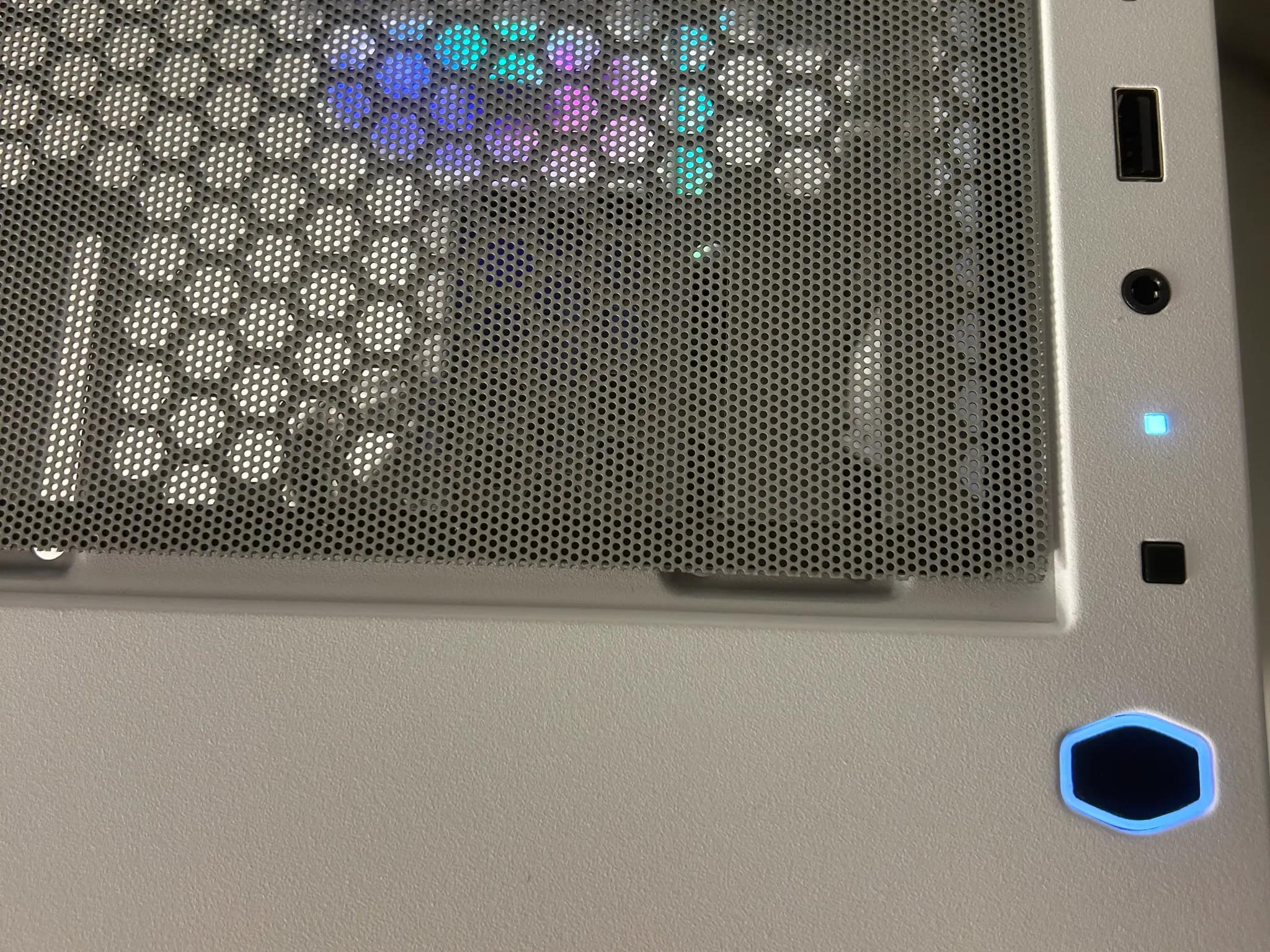 🧊🥶EXT PC - Ryzen 5 2600, GTX 1080 Ti, 16GB, 1TB SSD🥶🧊