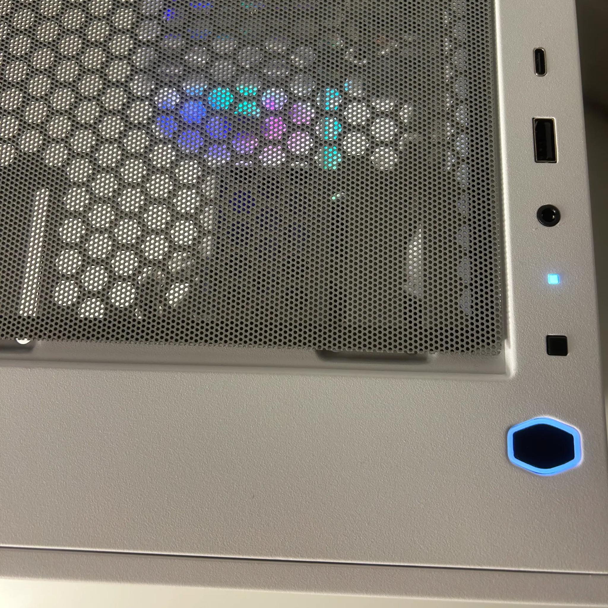 🧊🥶EXT PC - Ryzen 5 2600, GTX 1080 Ti, 16GB, 1TB SSD🥶🧊