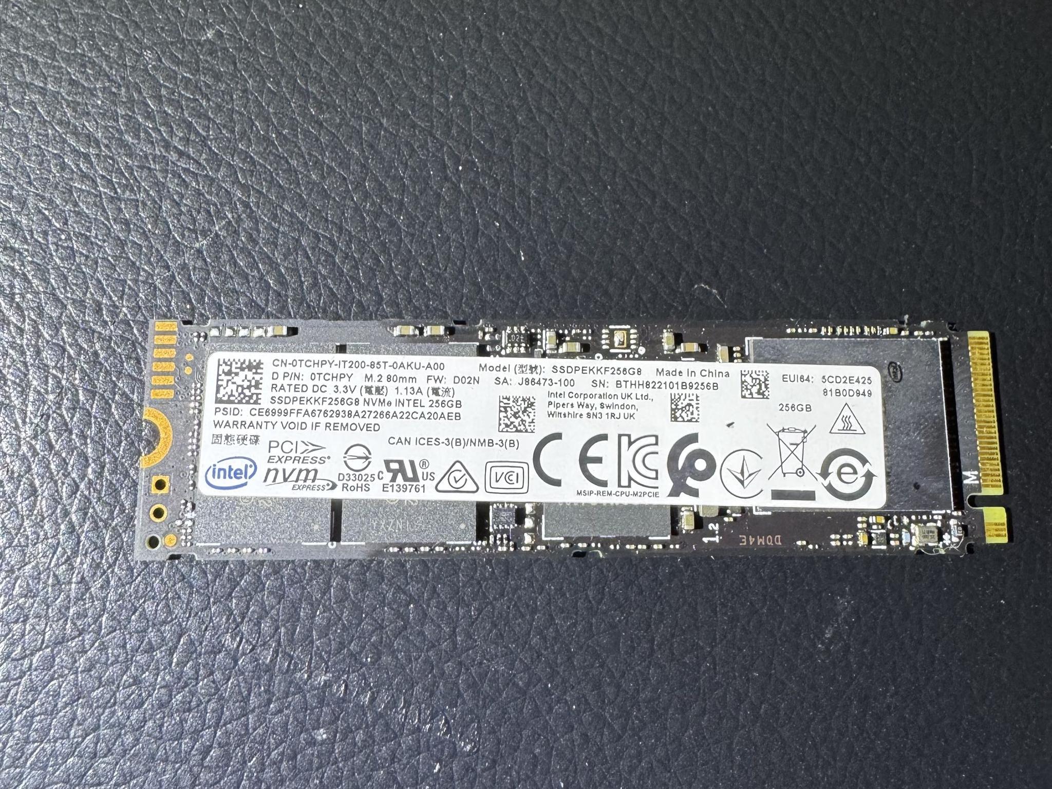 Intel SSDPEKKF256G8 256GB M.2 NVME