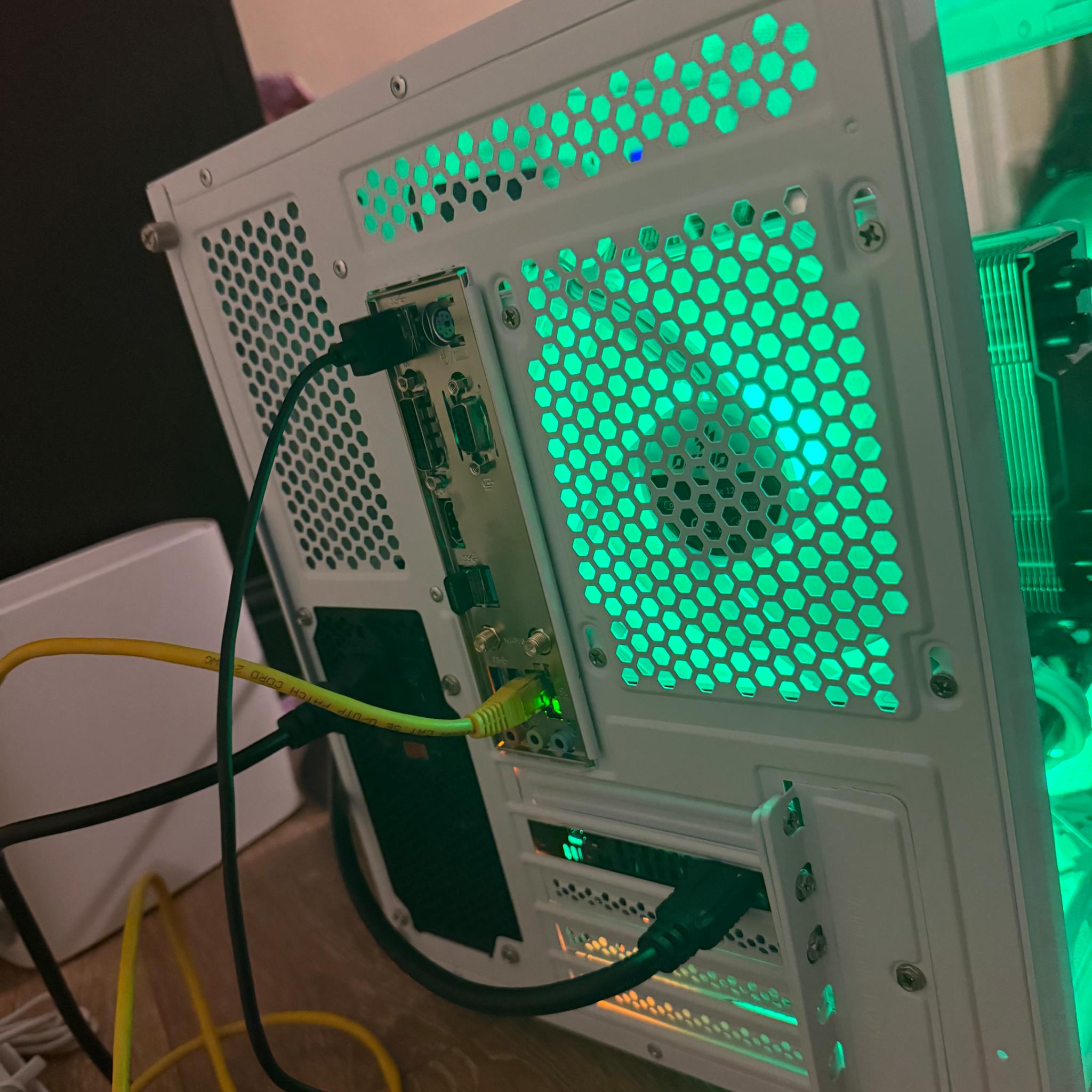 Gaming pc |Ryzen 5 4500| AMD 6500XT |1TB |