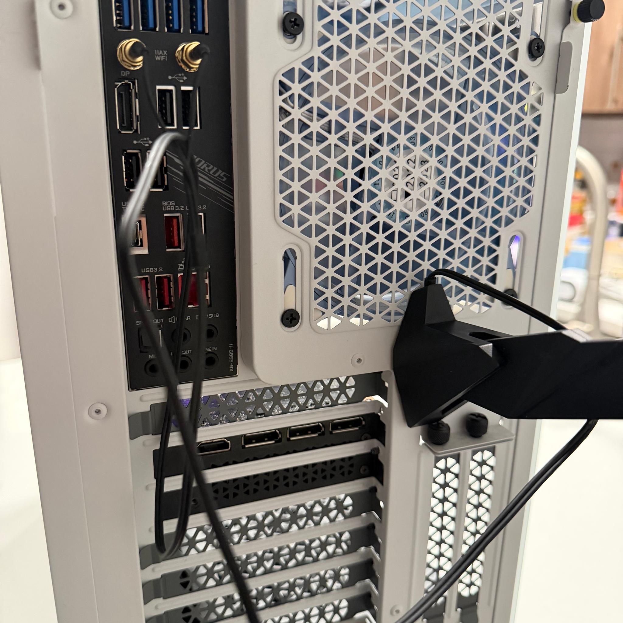 White Corsair Gaming PC – i9-11900K, RTX 3060, 2TB NVMe, 360mm Liquid Cooling