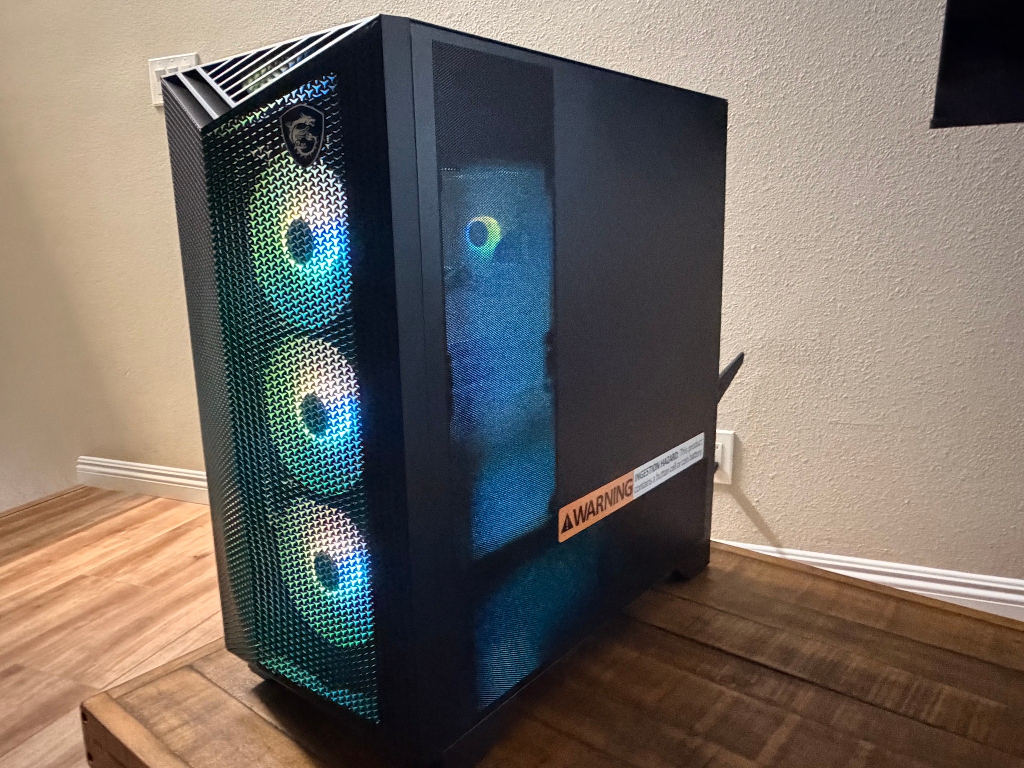 MSI Aegis Gaming PC – Ryzen 9 9900X / RX 9070 XT 16GB / 32GB DDR5 / 2TB SSD