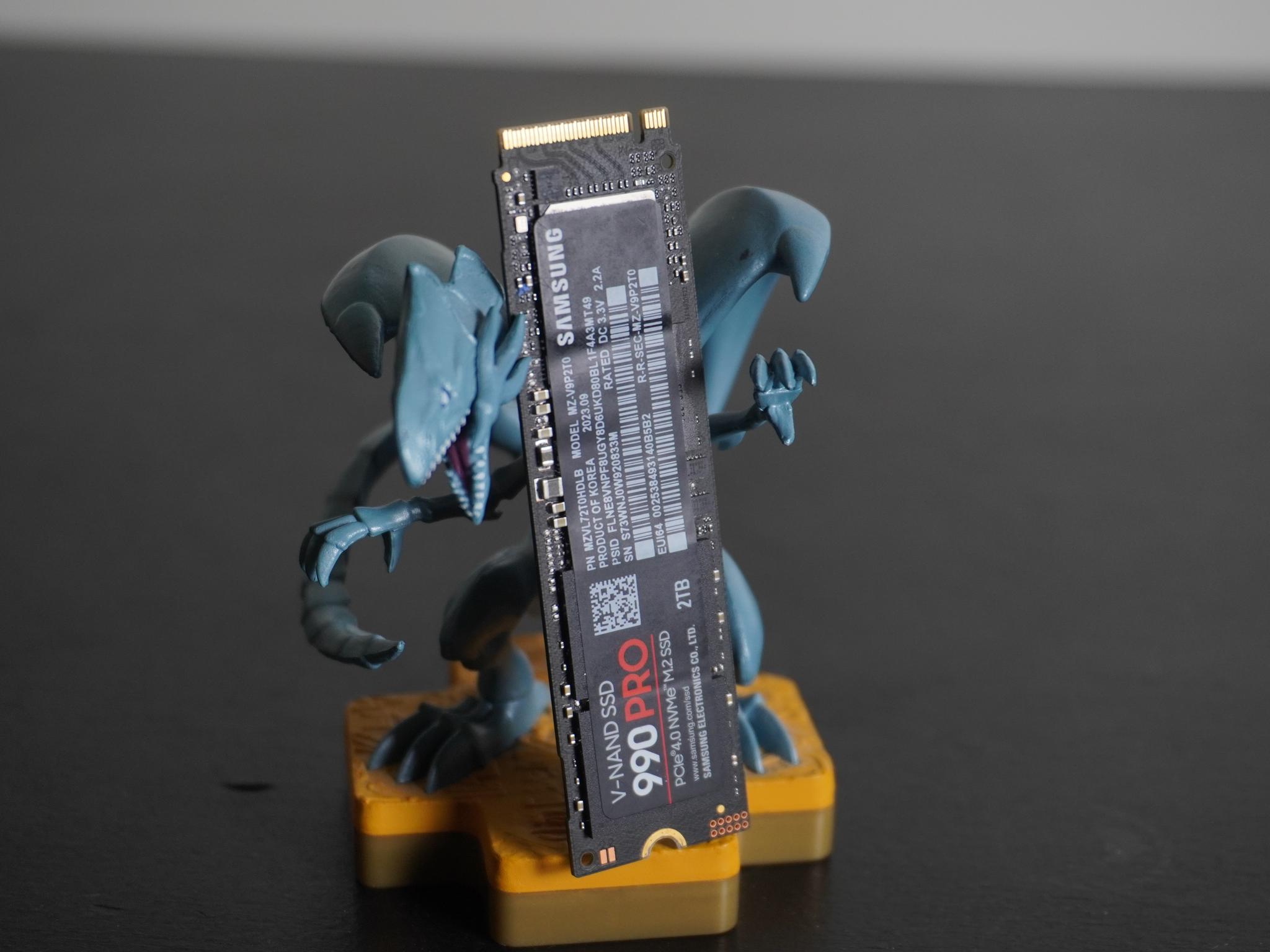 2 TB Samsung 990 Pro NVME SSD