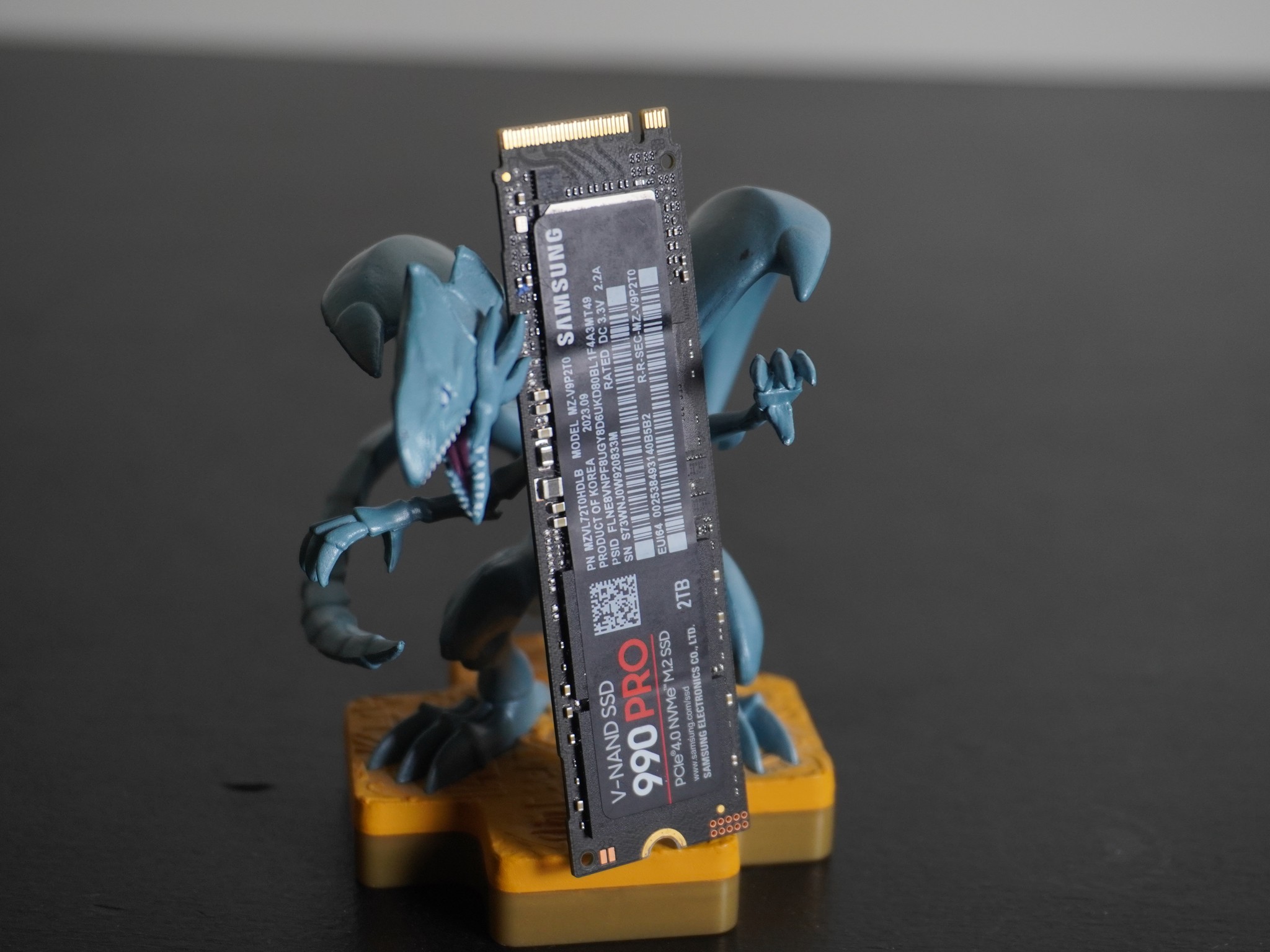 2 TB Samsung 990 Pro NVME SSD