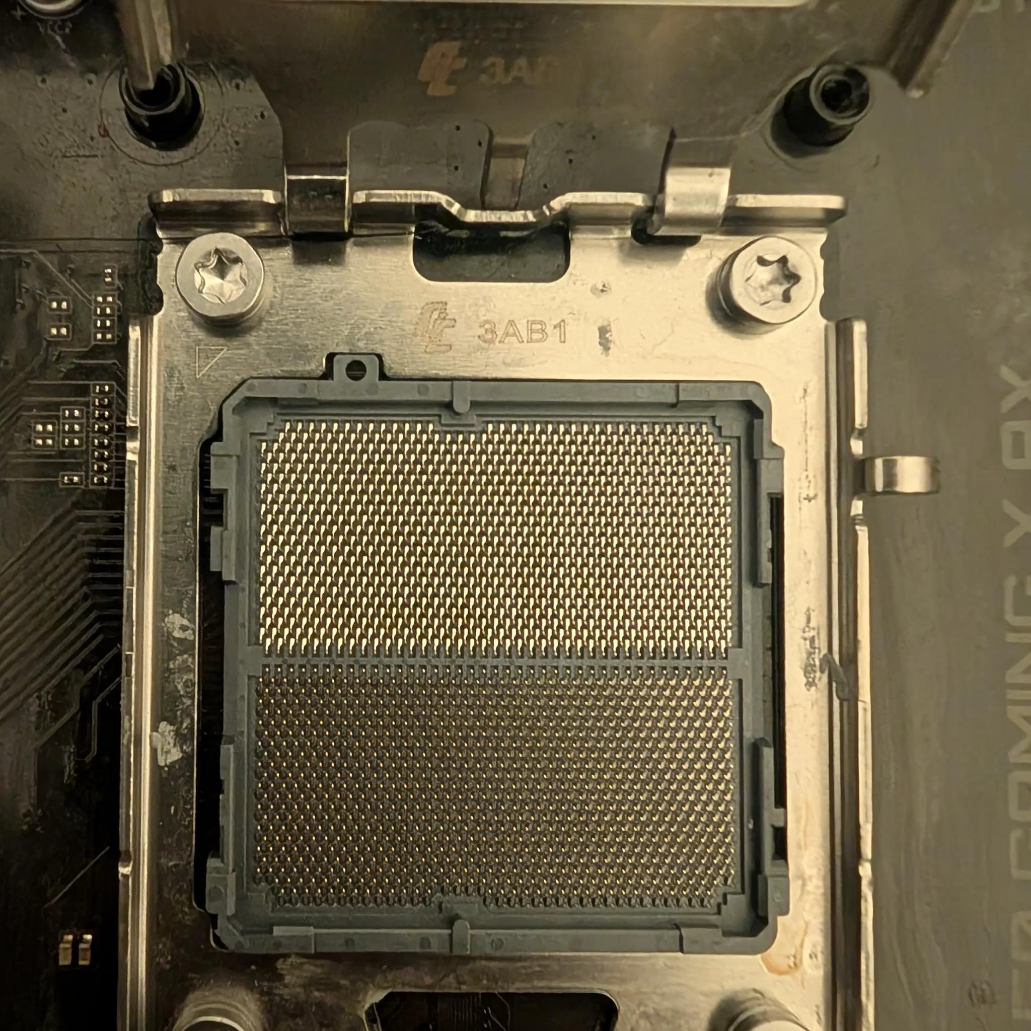 GIGABYTE B650 Gaming X AX (AM5, DDR5)