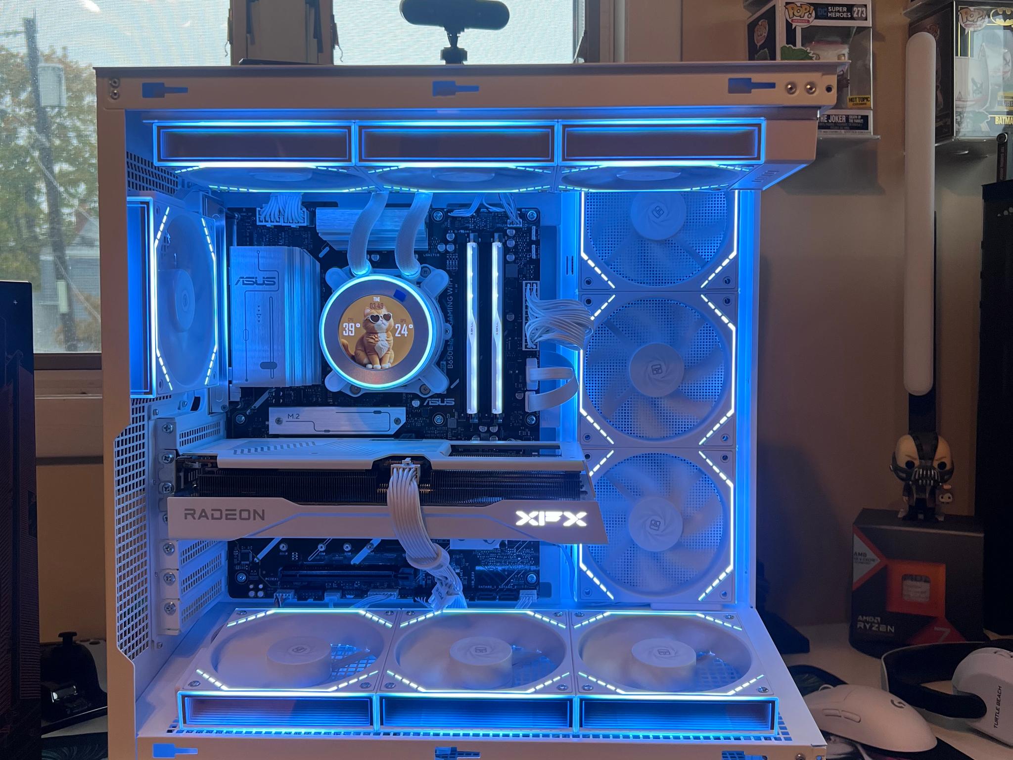 SALE! Glacier 🧊 | RYZEN 5 7600X | RX 9060XT 16GB | 32GB DDR5 | 2TB NVMe | 700W PSU |