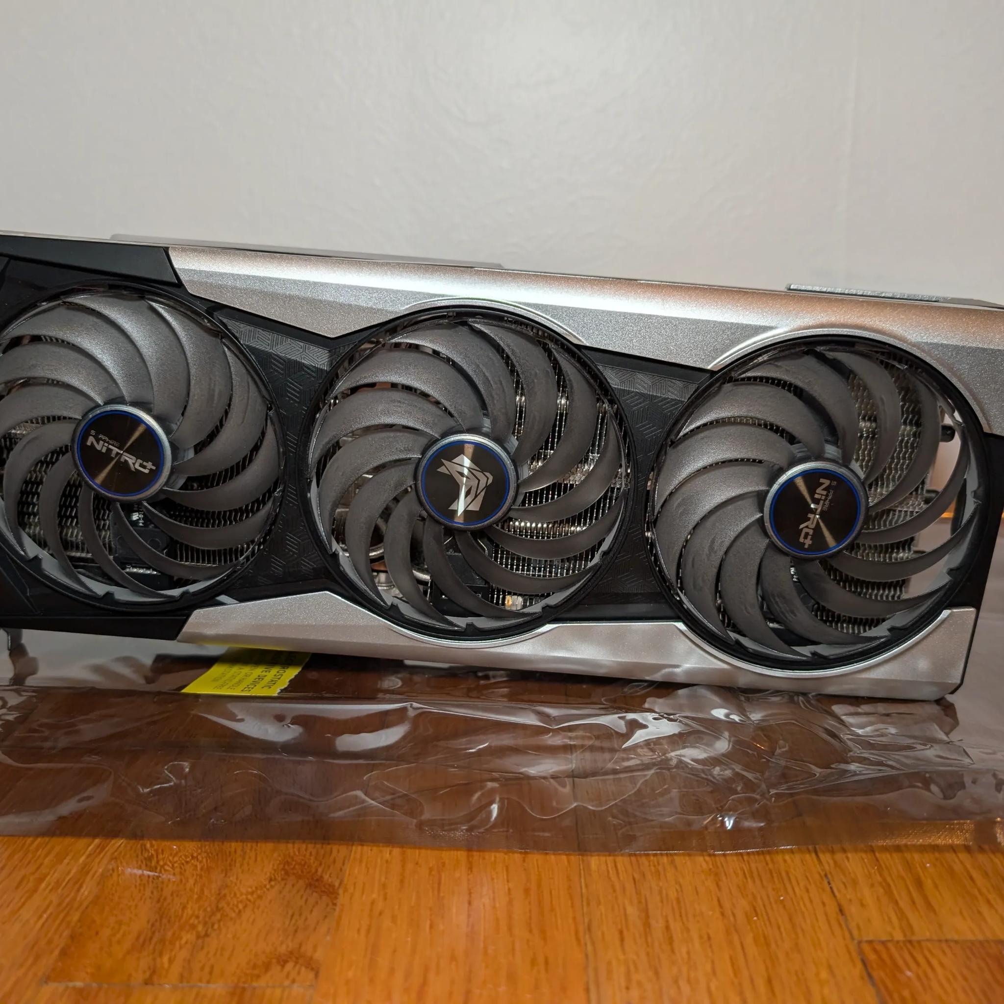 Sapphire RX 6950 XT (Like New - Original Box)