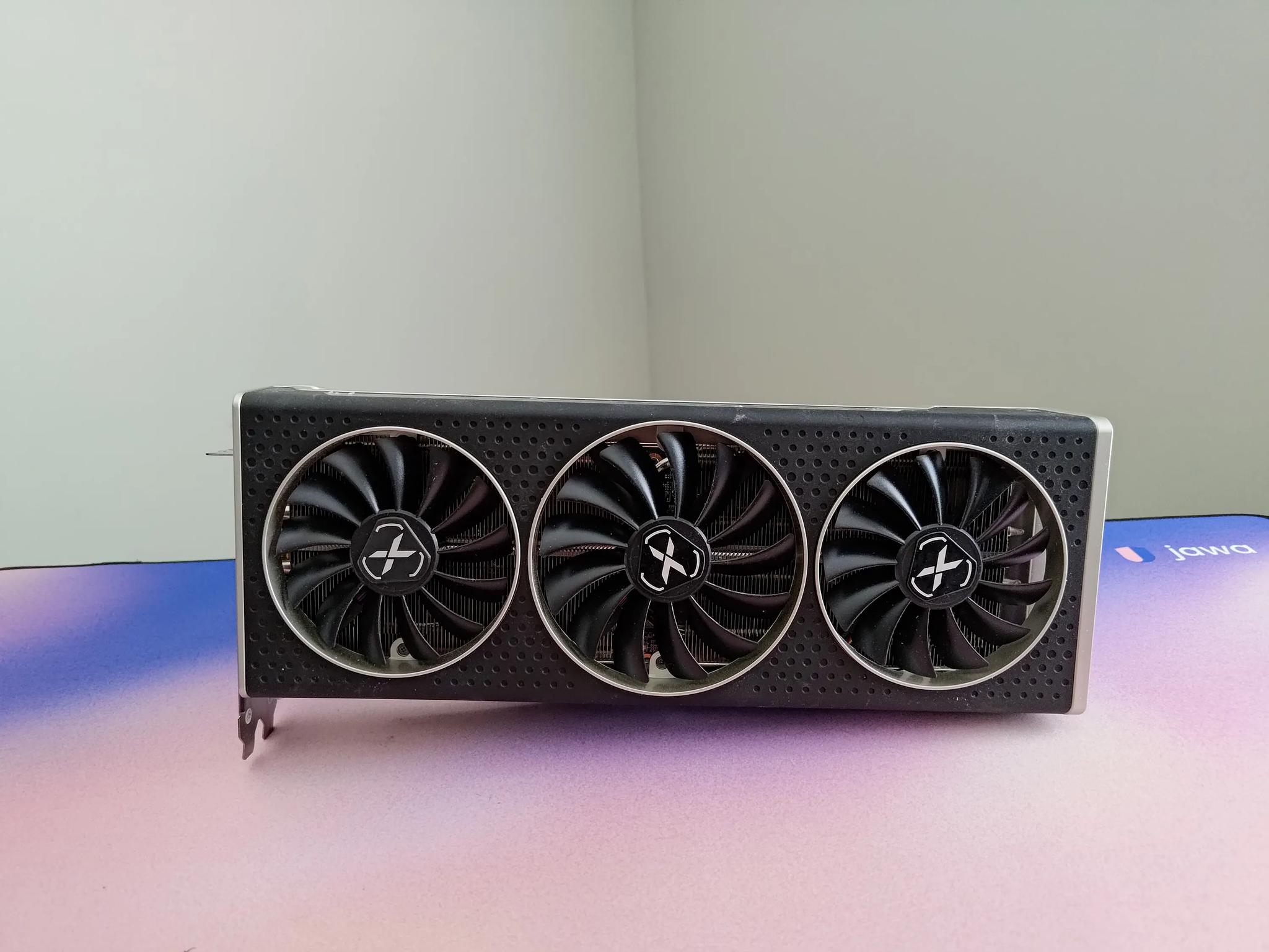 XFX QICK 319 RX 6700XT