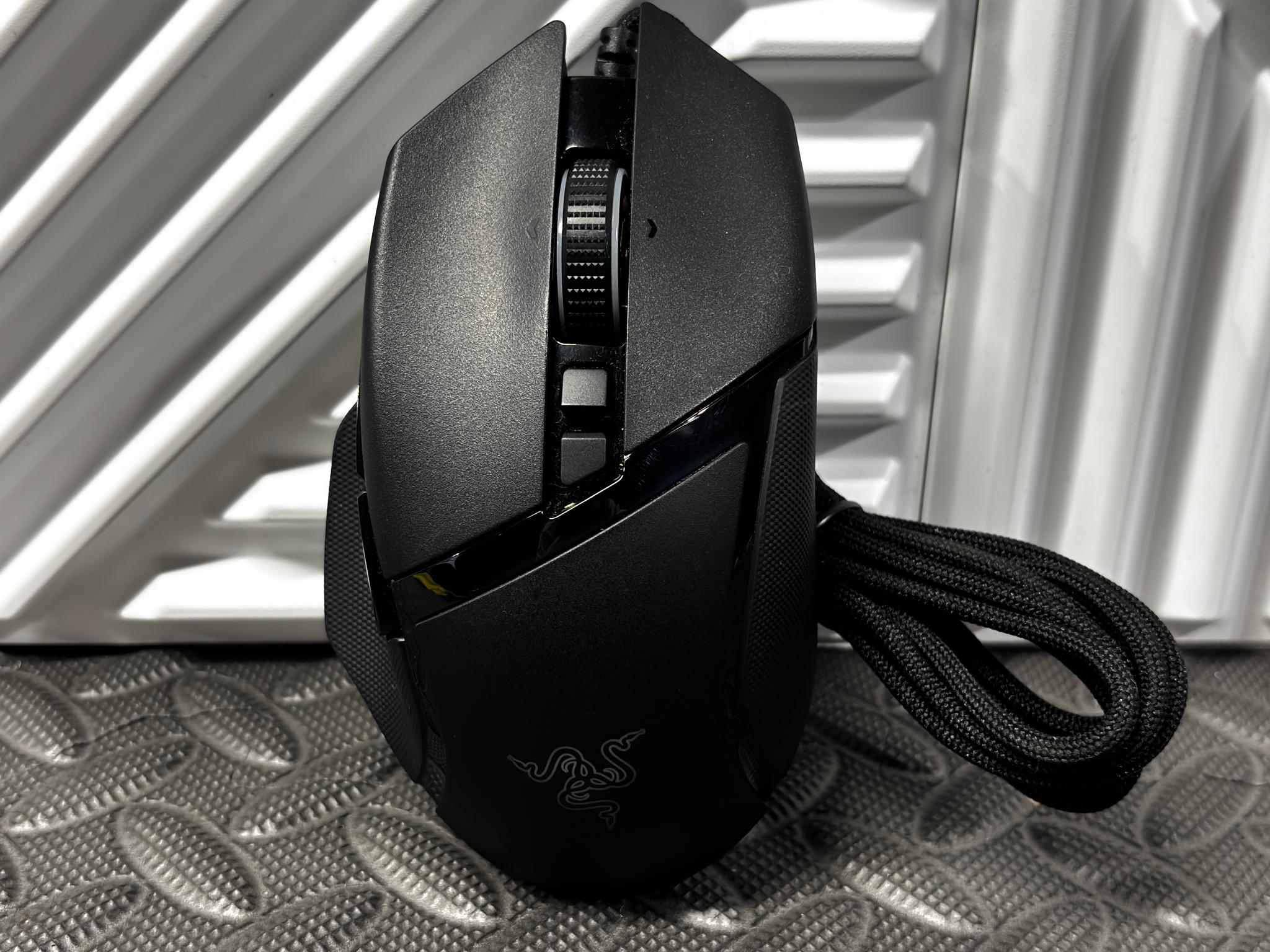 Razer Basilisk V3 Wired Gaming Mouse | Chroma RGB | Tested Working