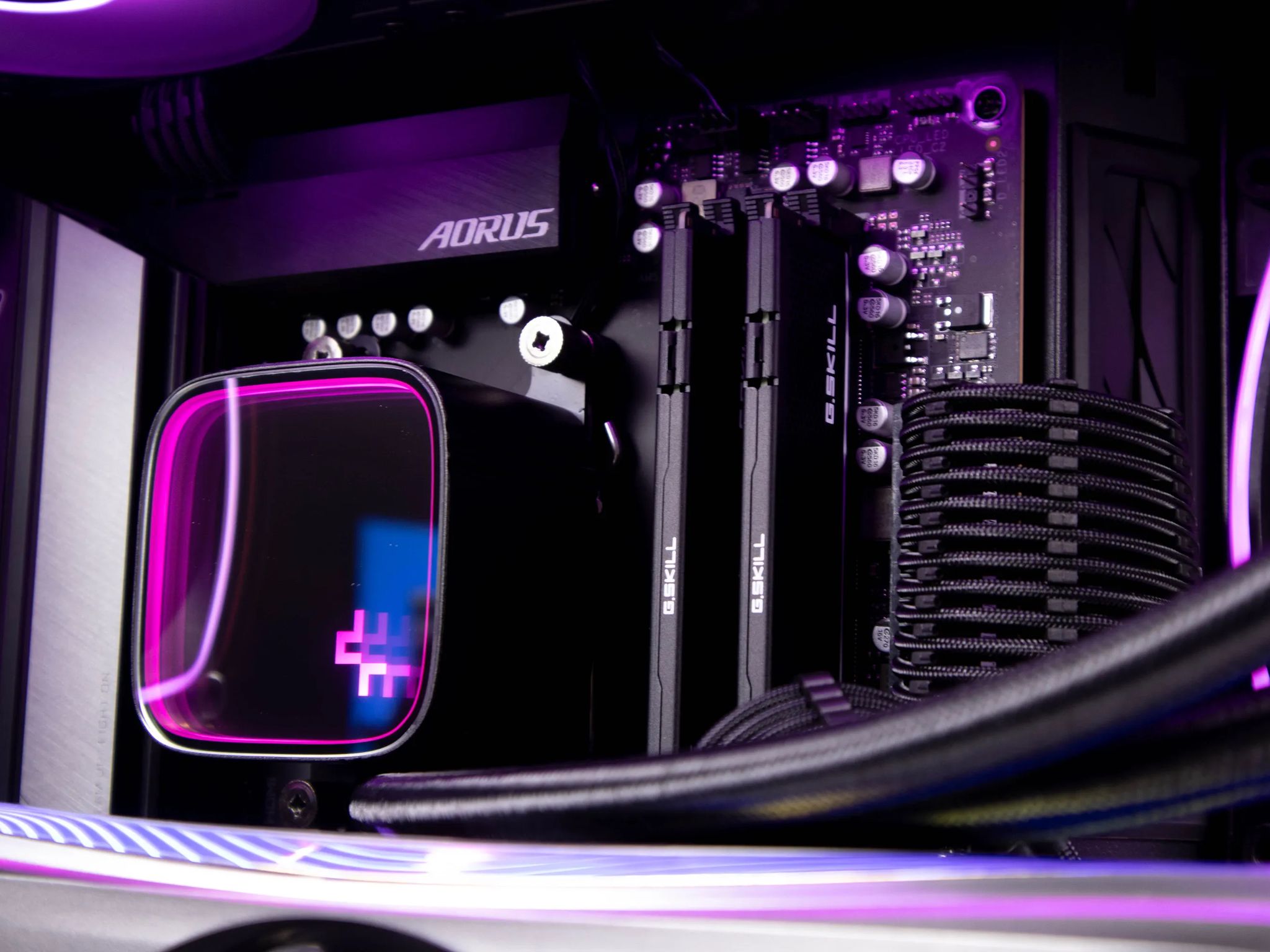 ~Monarch 2.0~ (RTX 4080 | Ryzen 9 7900X | 32gb DDR5)