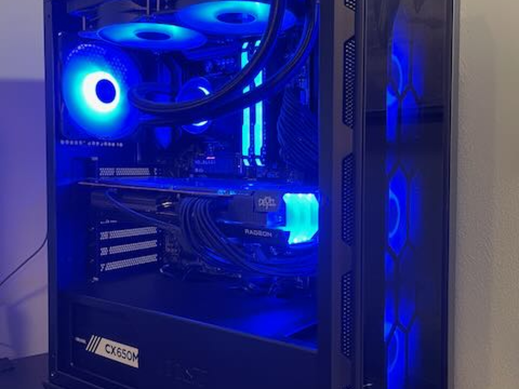 Shadow Fury! Gaming PC w/ Ryzen 5 5600X, RX 6700 XT, 32 GB DDR4, 1 TB NVMe, and lots of RGB