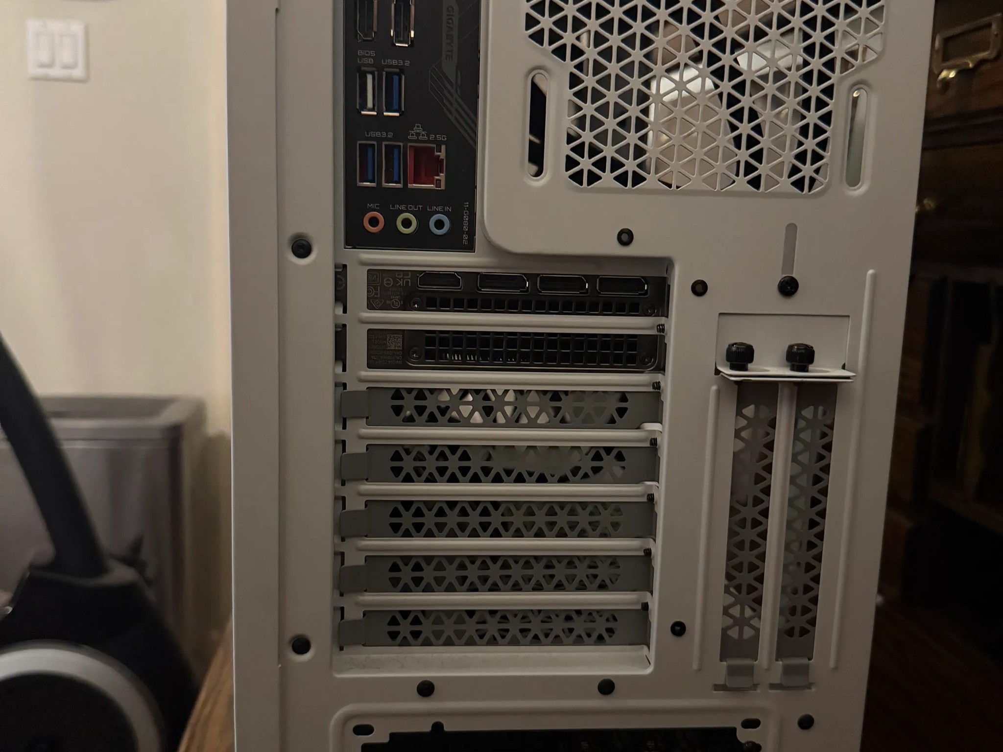 3070Ti FE- Intel Core i5 12600k, 32GB DDR 4 RGB Ram, 1Tb M.2