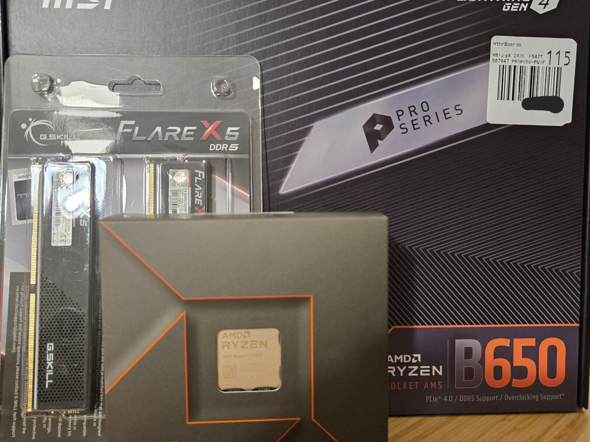 AMD Ryzen 7 7700X, MSI B650-P Pro WiFi, G.Skill Flare X5 Series 32GB DDR5-6000mhz Combo