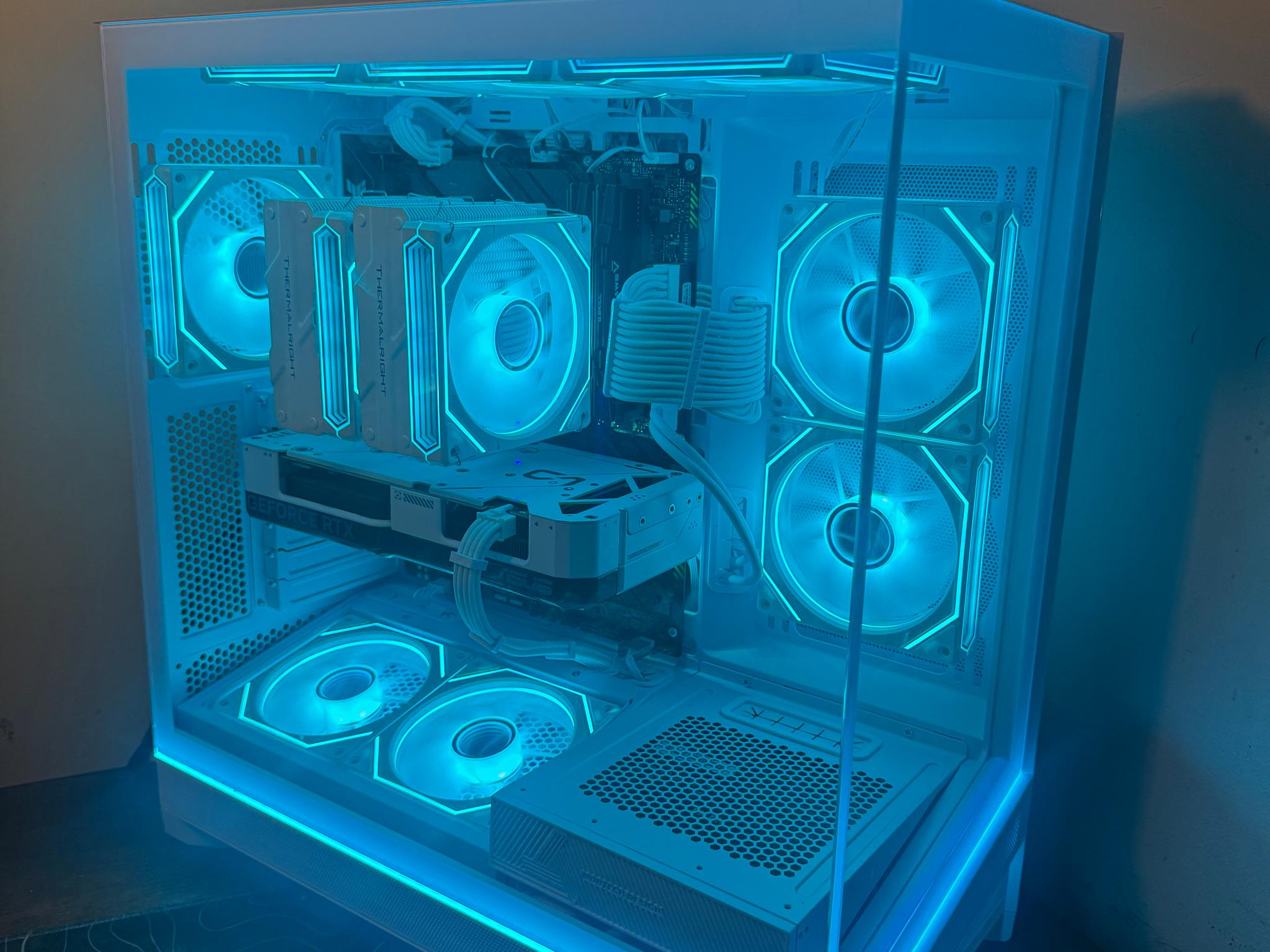 🤍 Whiteout 1440p Gaming PC 🤍 - i5 12600KF | RTX 4070 12GB | 32GB DDR4 3200 | 1TB Gen4 SSD