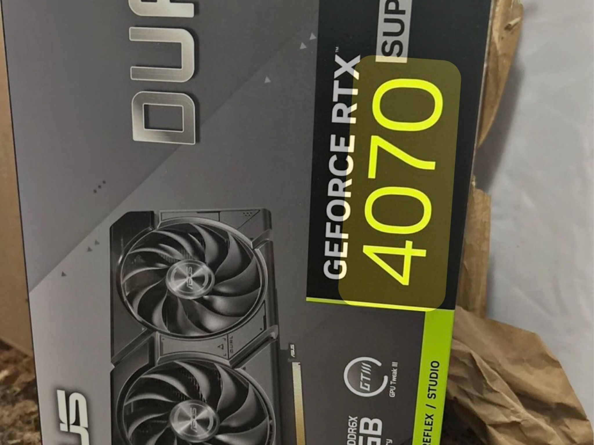 ASUS DUAL OC GeForce RTX 4070 SUPER